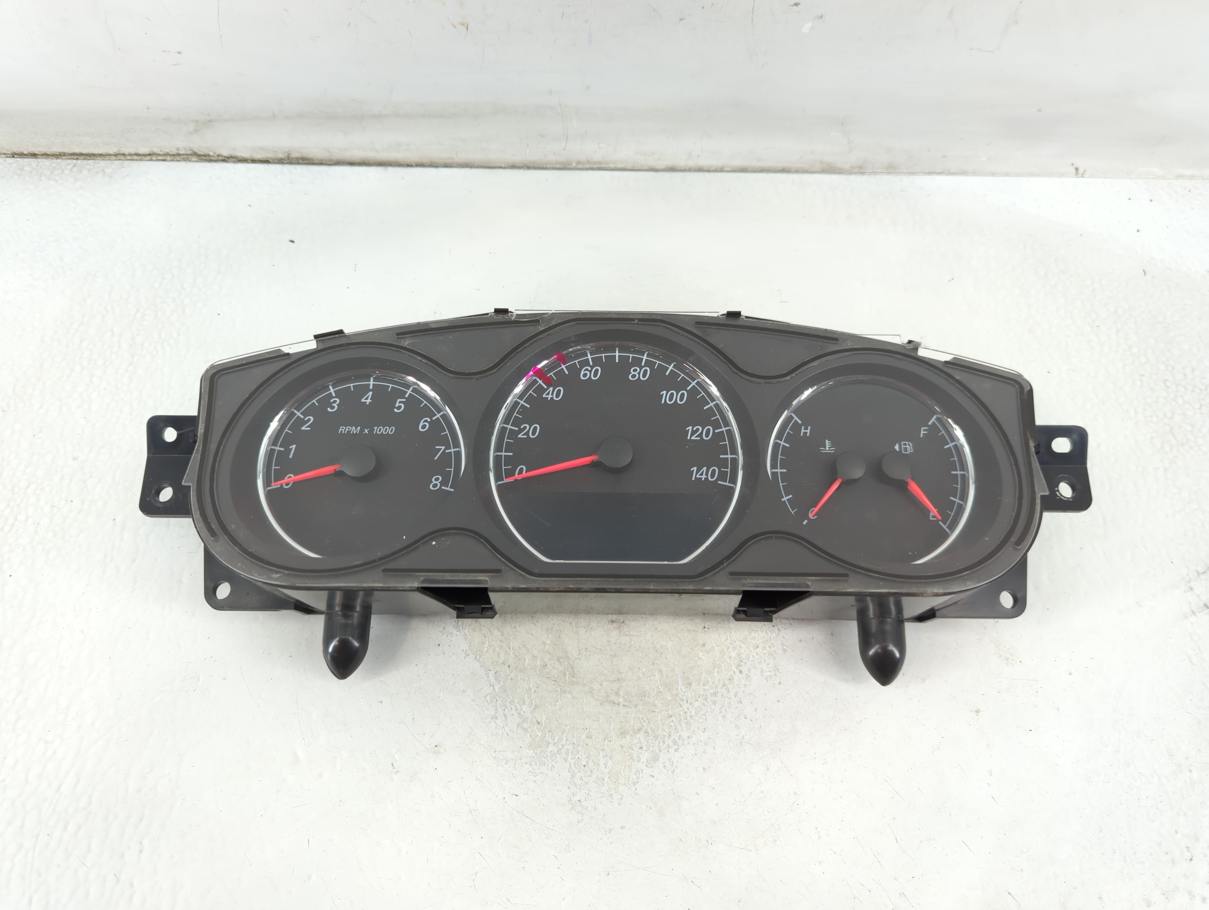 2007-2007 Buick Lucerne Speedometer Instrument Cluster Gauges 15887481 912558 - Oemusedautoparts1.com