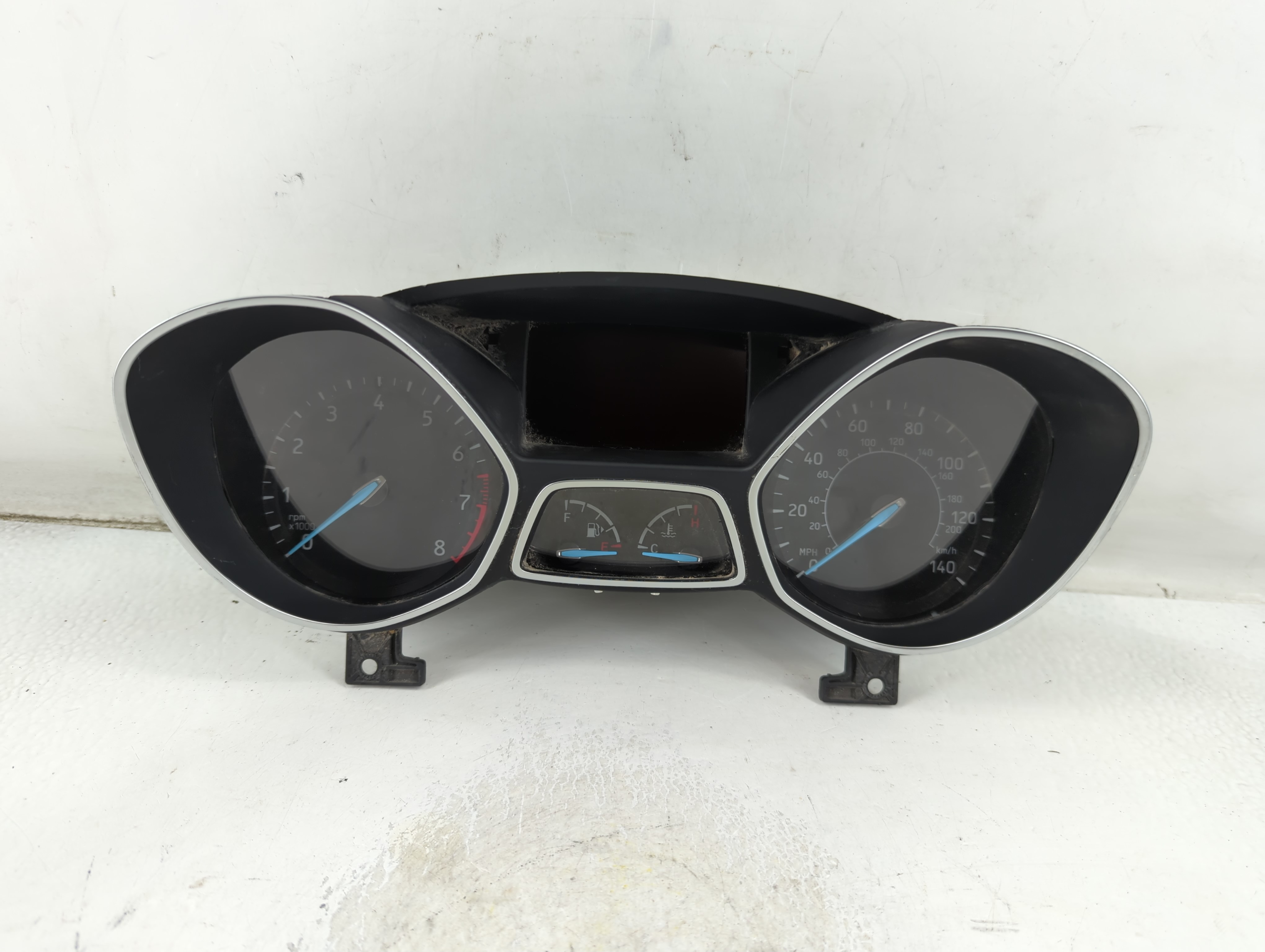 2017-2017 Ford Escape Speedometer Instrument Cluster Gauges 5gth40165b 912569 - Oemusedautoparts1.com