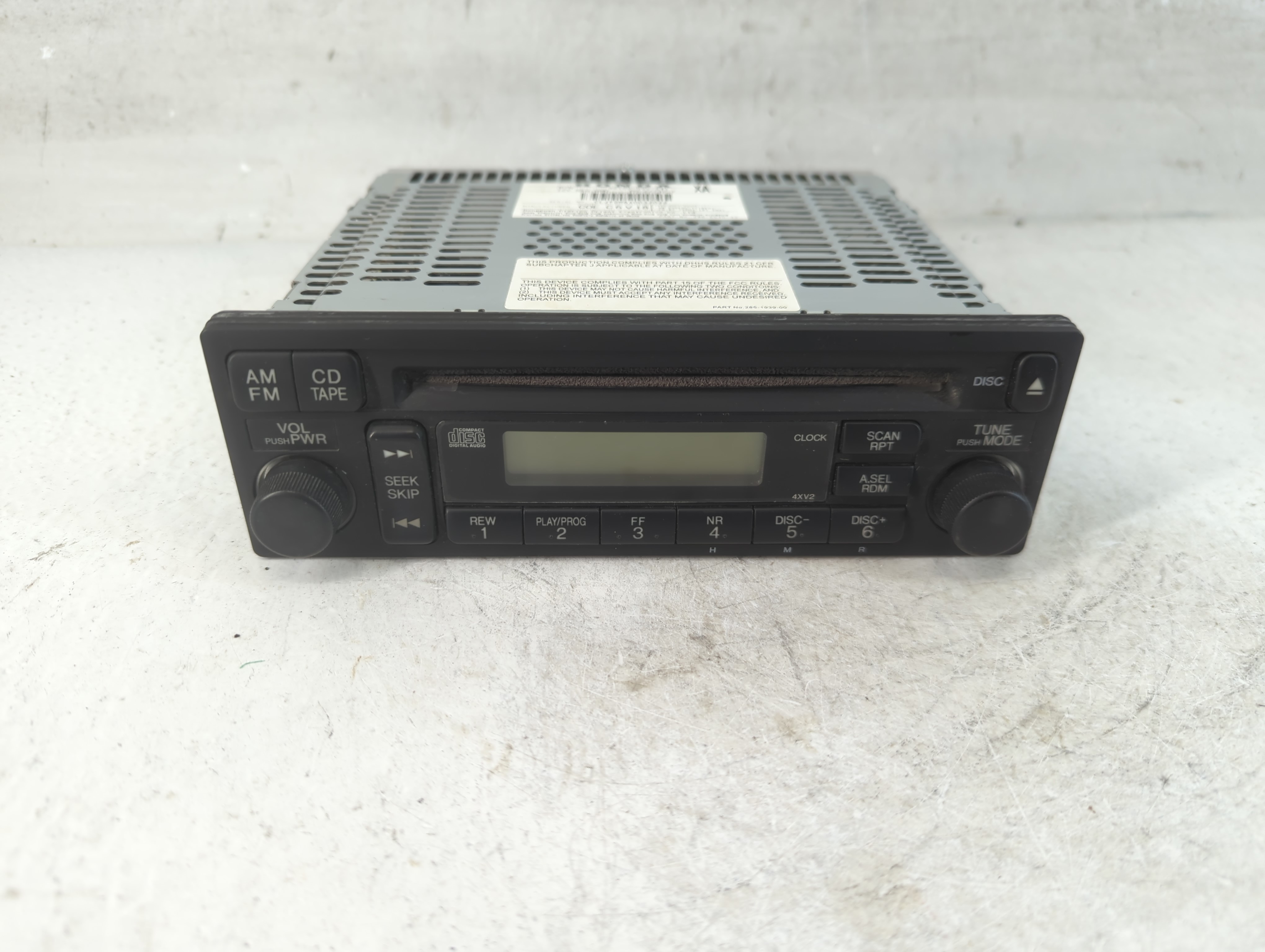 2006-2008 Honda Pilot Am Fm Cd Player Radio Receiver 912681 - Oemusedautoparts1.com