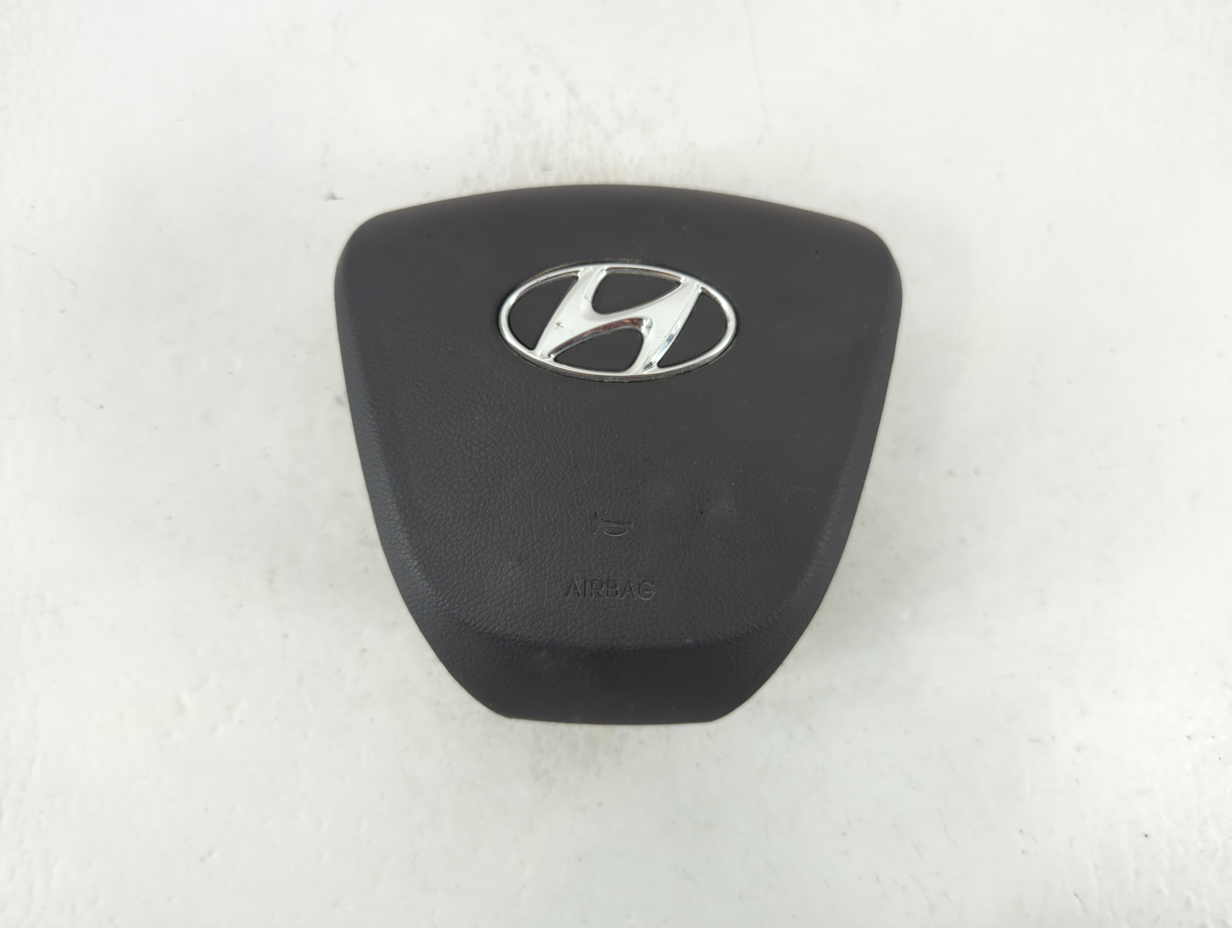 2012-2017 Hyundai Accent Air Bag Driver Left Steering Wheel Mounted 912709 - Oemusedautoparts1.com