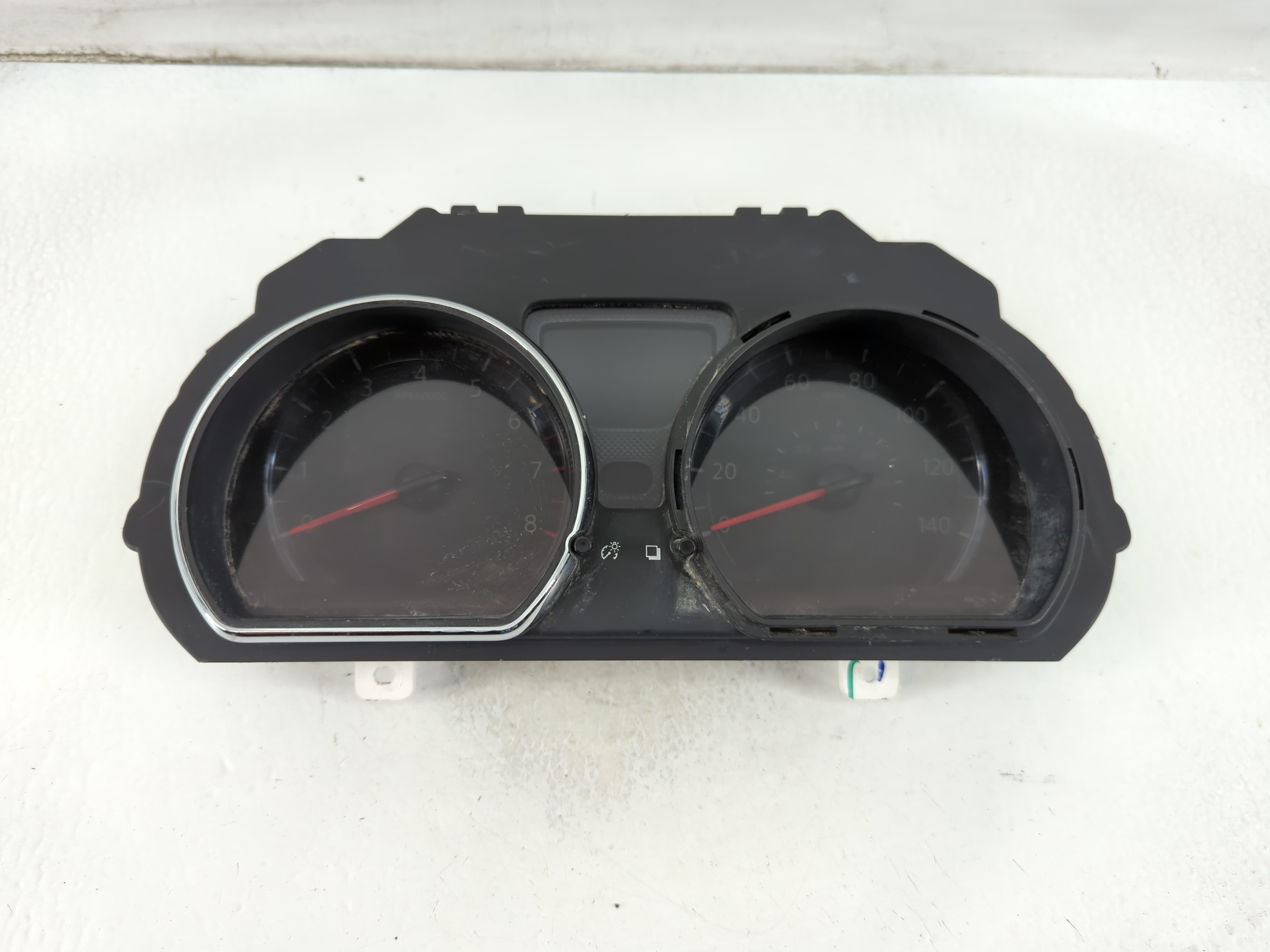 2013-2013 Nissan Versa Speedometer Instrument Cluster Gauges 912715 - Oemusedautoparts1.com