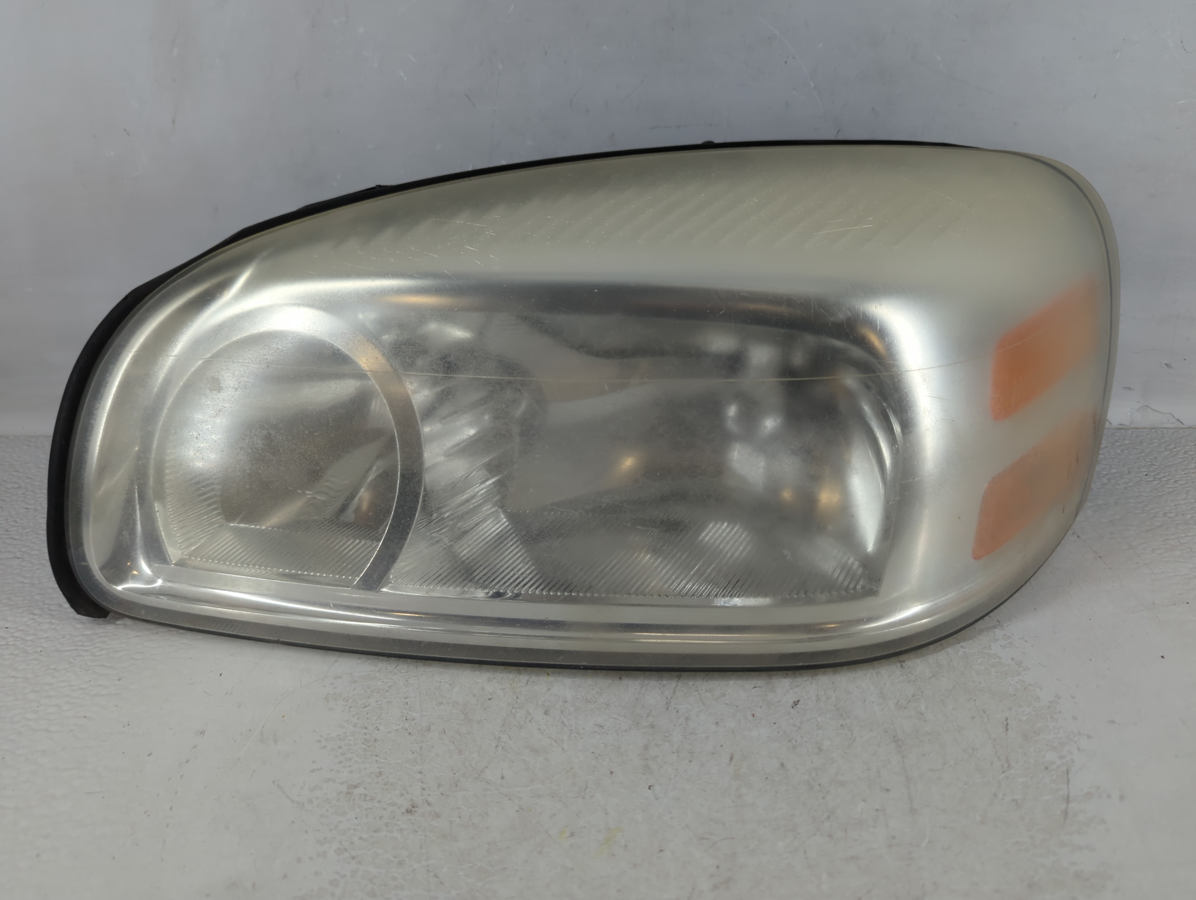 2005 Chevrolet Uplander Passenger Right Oem Head Light Headlight Lamp 912880 - Oemusedautoparts1.com