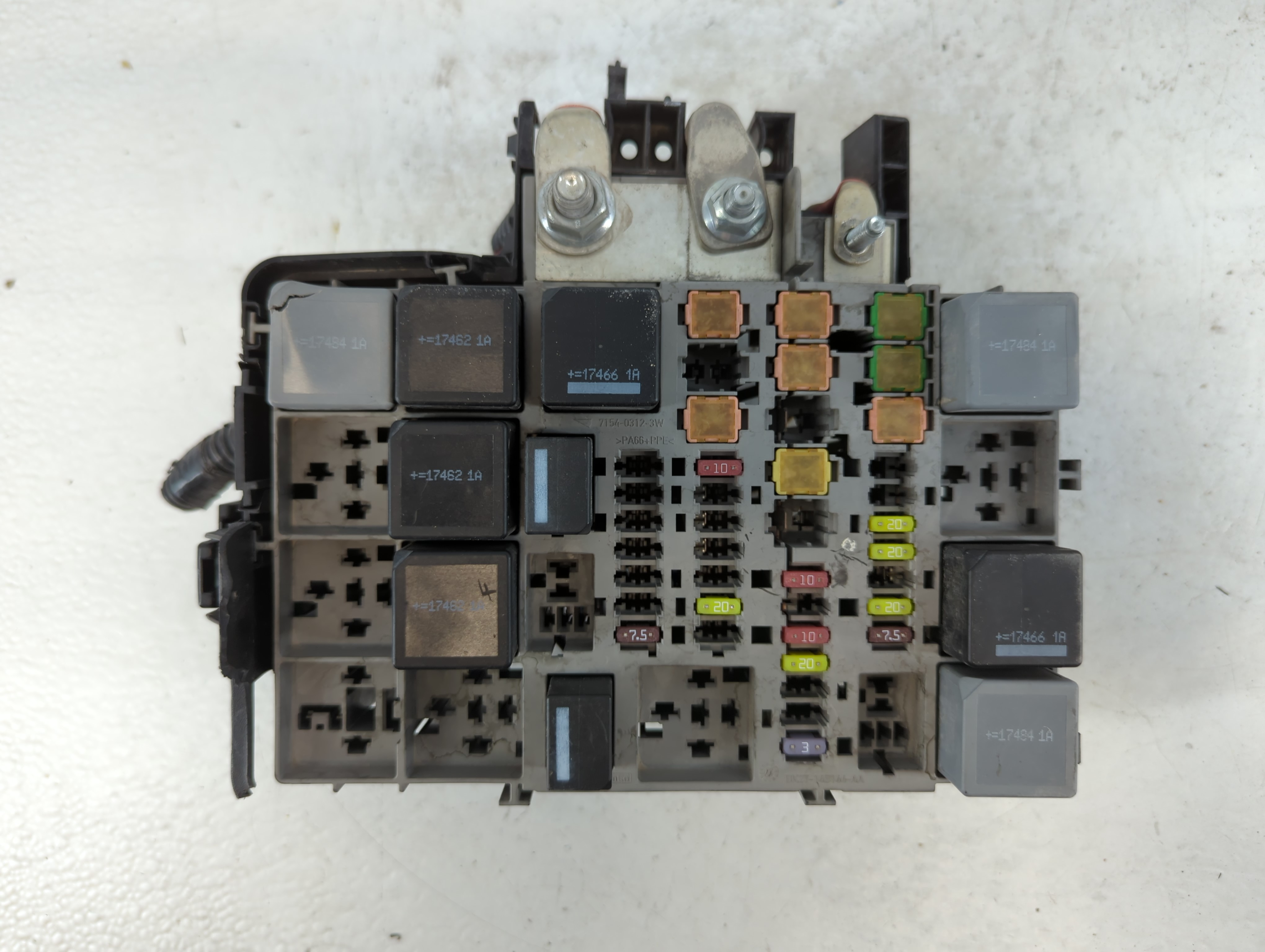 2017-2019 Ford Transit-150 Fusebox Fuse Box Relay Module 912934 - Oemusedautoparts1.com