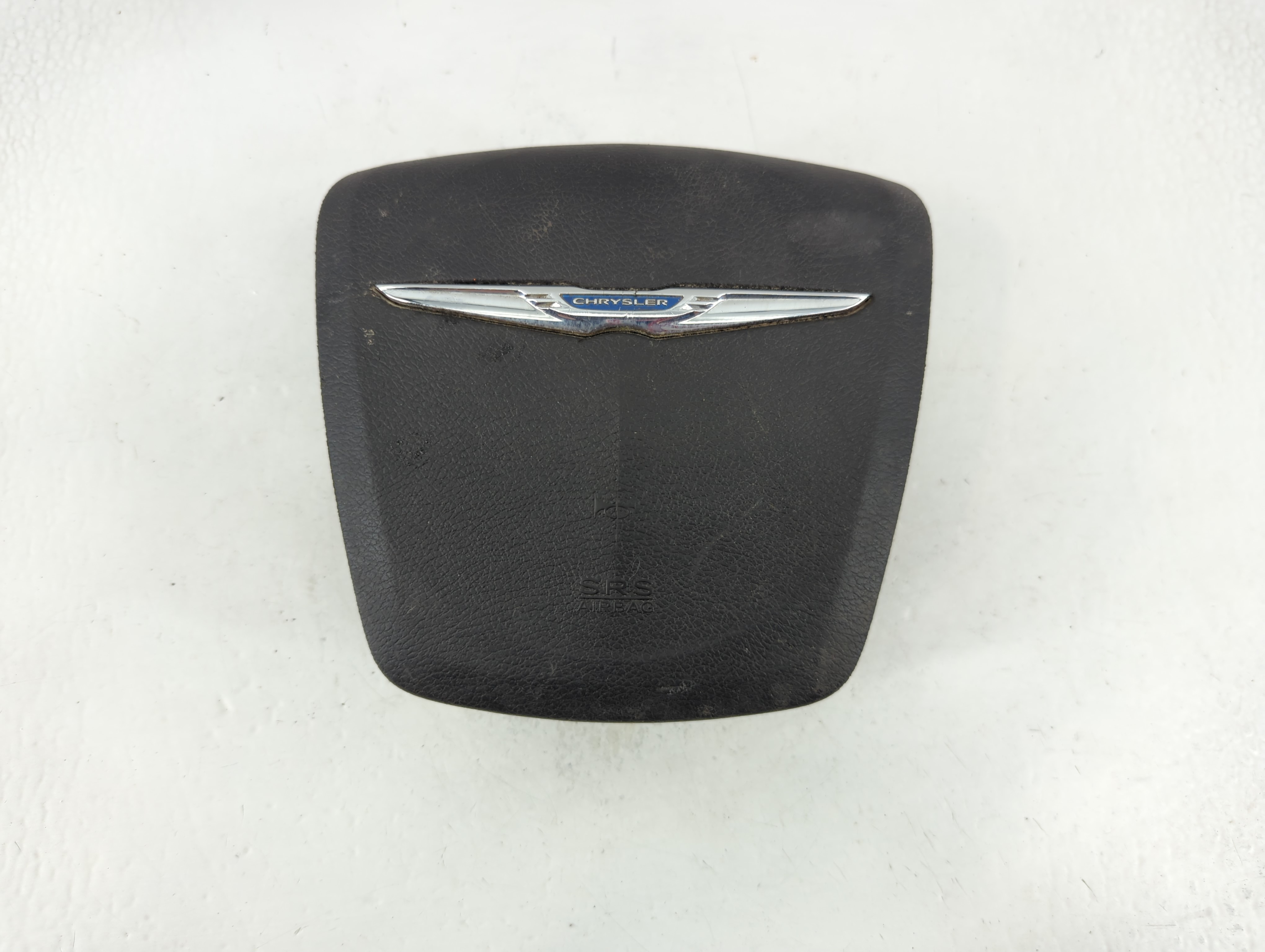 2012-2014 Chrysler 300 Air Bag Driver Left Steering Wheel Mounted 912971 - Oemusedautoparts1.com
