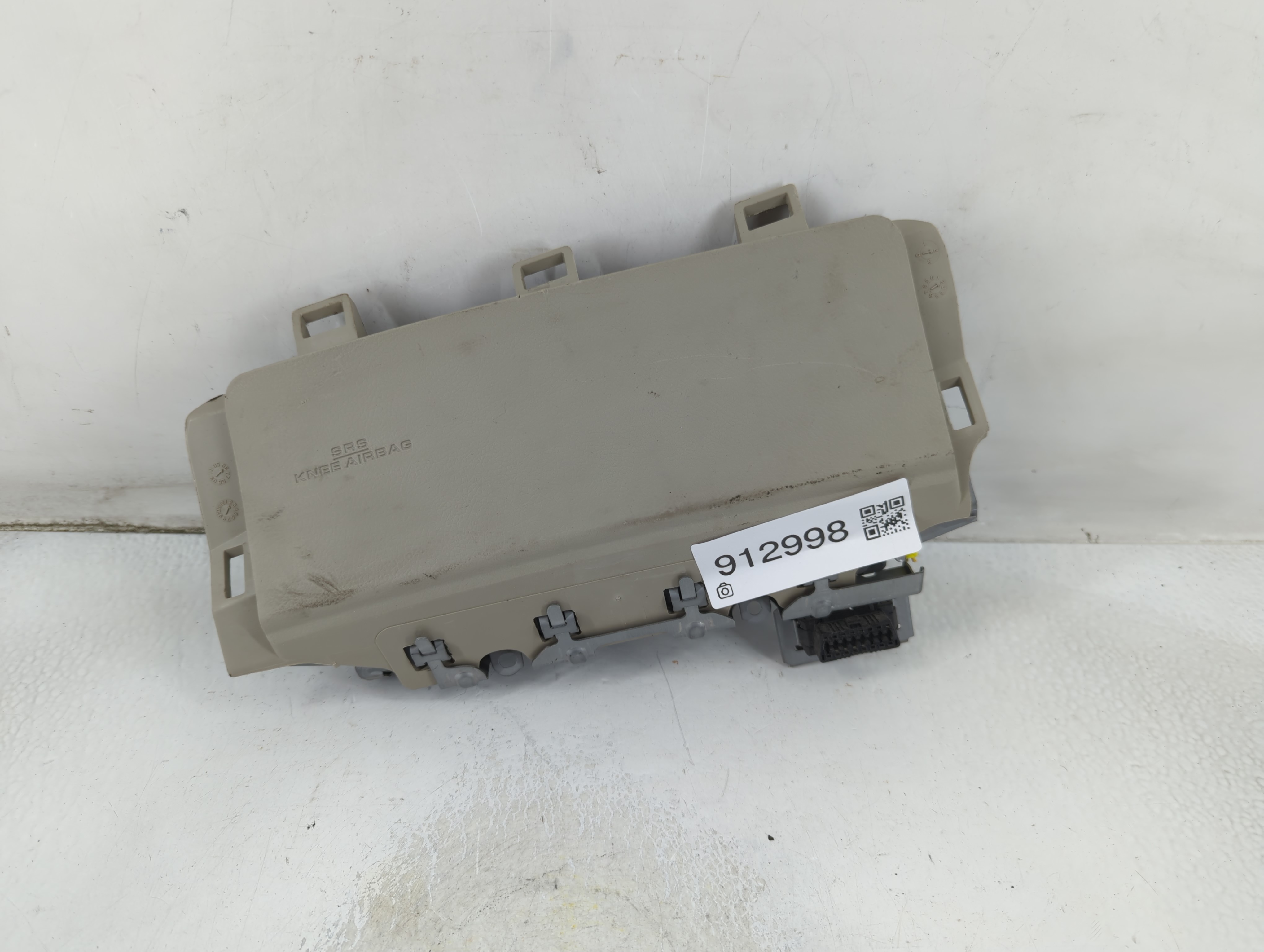 2007-2011 Toyota Camry Air Bag Driver Left Knee Oem 912998 - Oemusedautoparts1.com