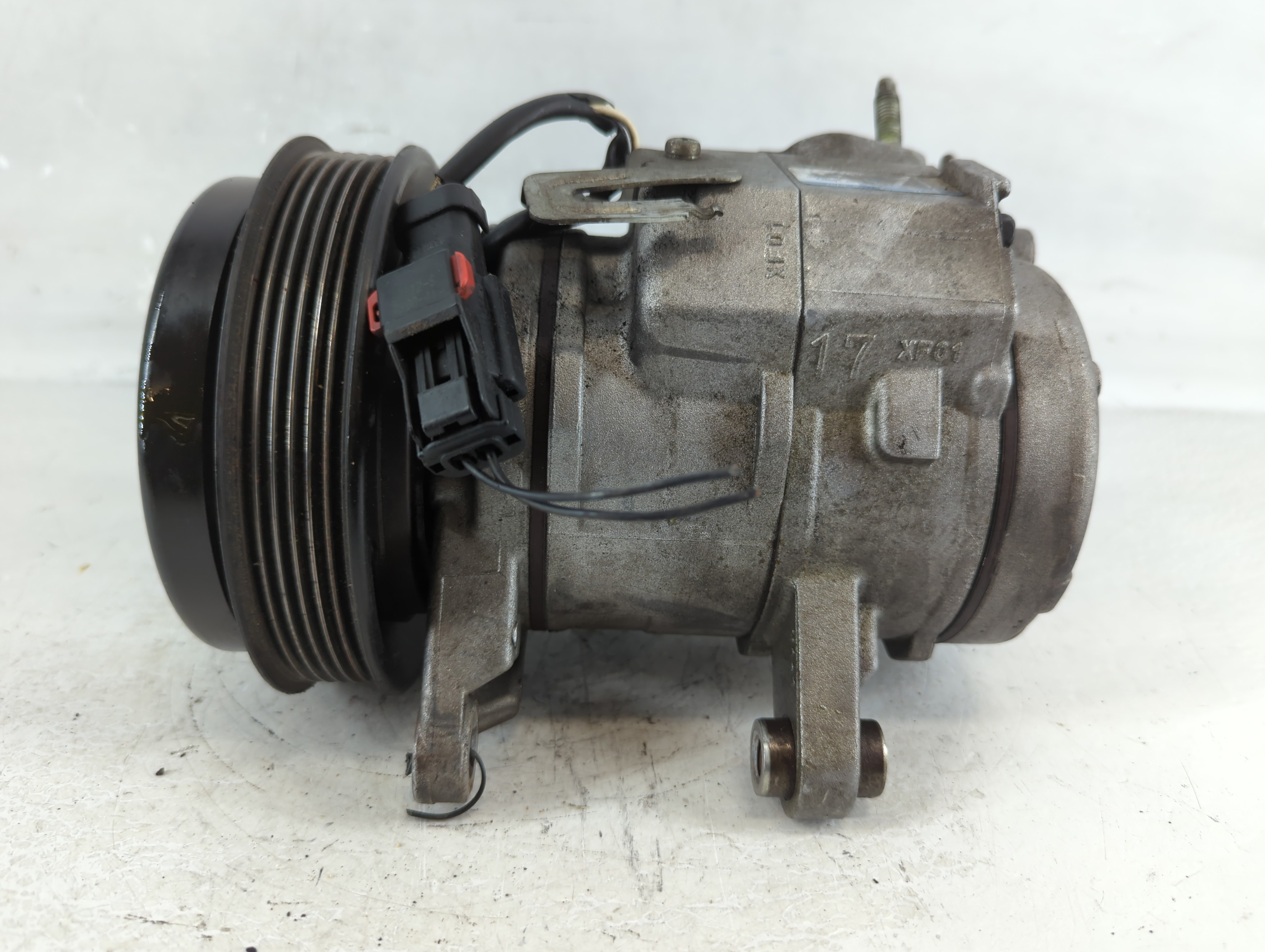 2009-2009 Chrysler Aspen Air Conditioning A/c Ac Compressor Oem 913016 - Oemusedautoparts1.com