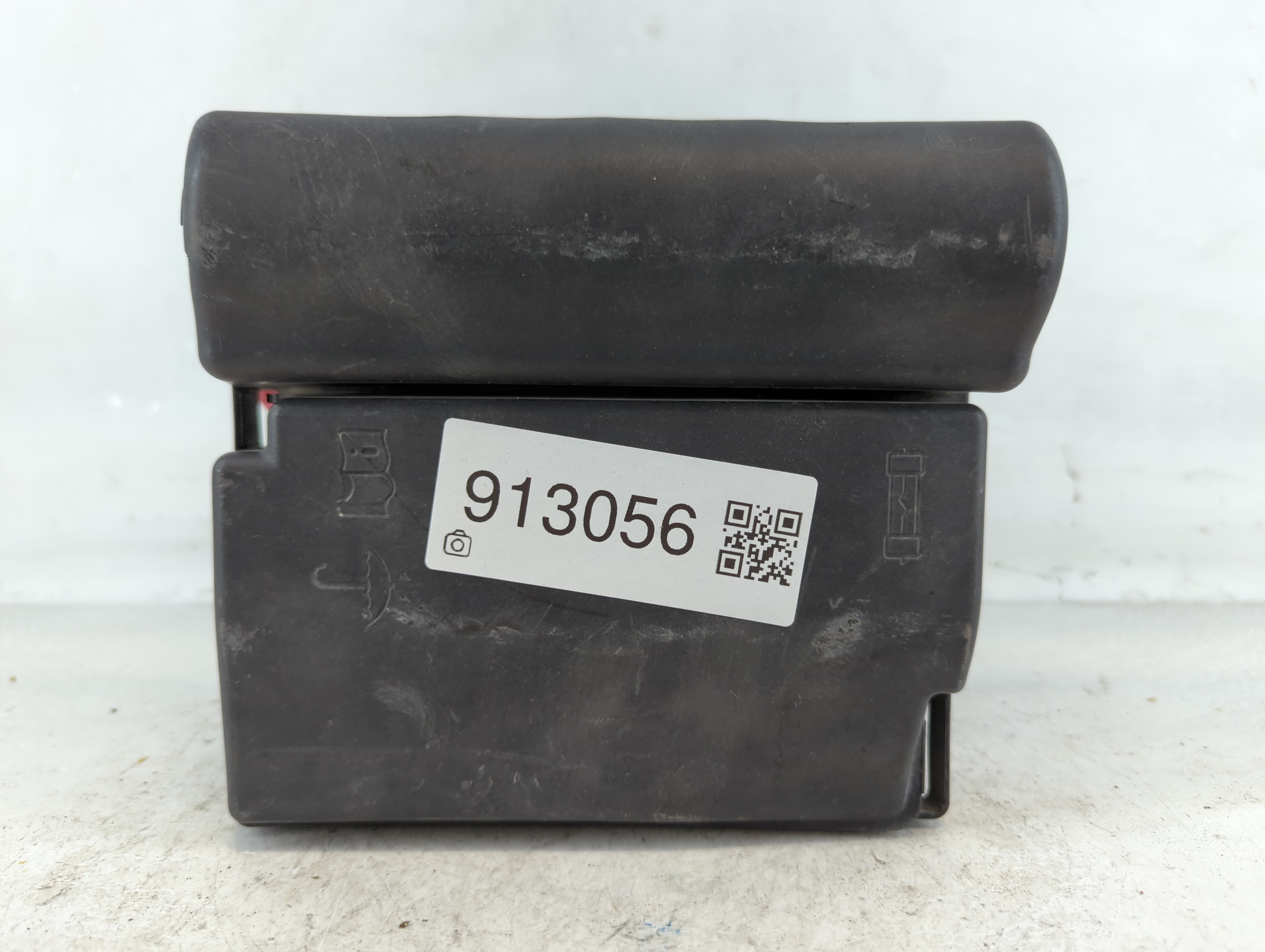 2012-2020 Volkswagen Passat Fusebox Fuse Box Relay Module 5c0 937 132 A 913056 - Oemusedautoparts1.com