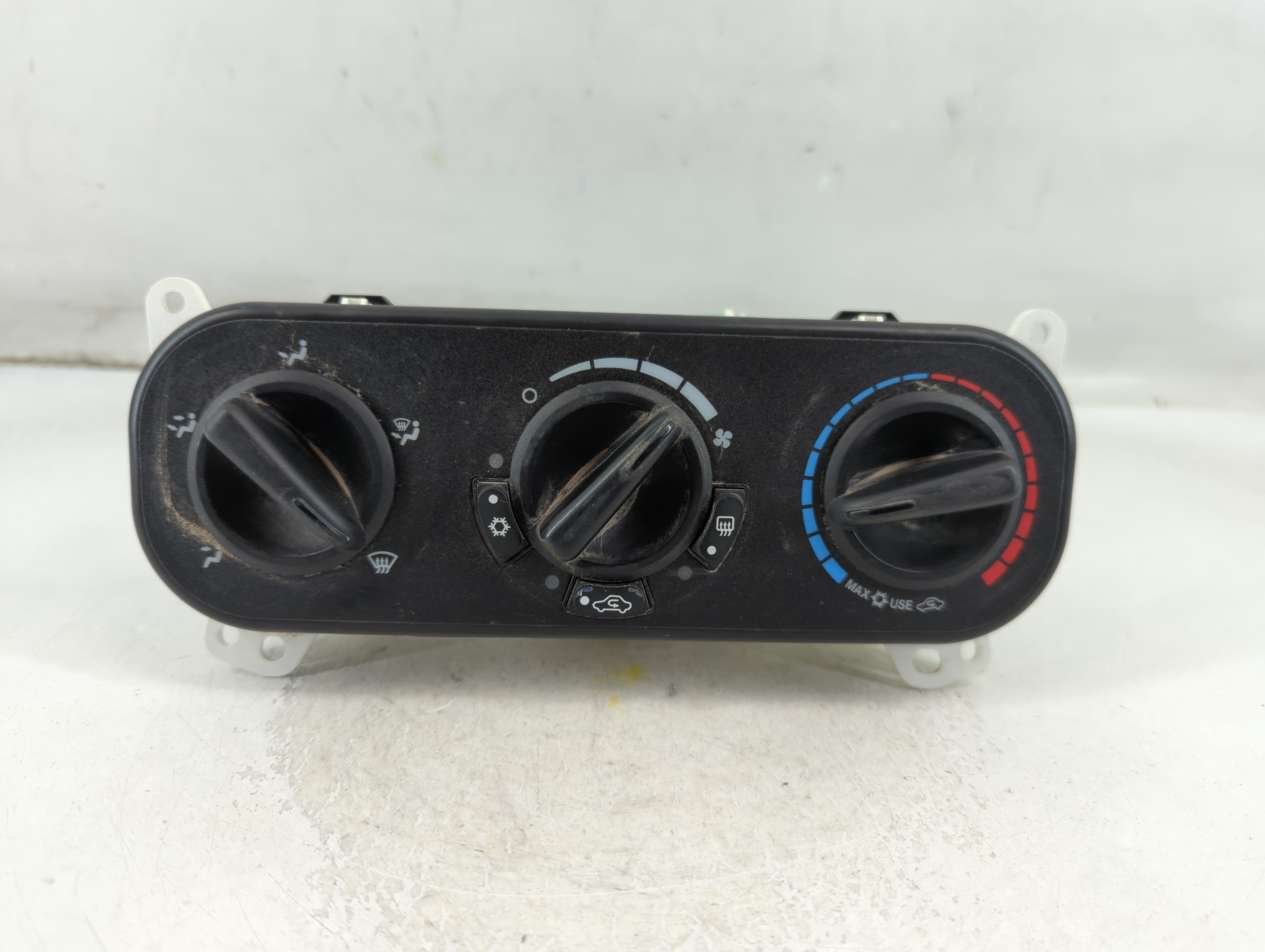 2016-2022 Honda Hr-v Ac Heater Climate Control P55111874af 913077 - Oemusedautoparts1.com