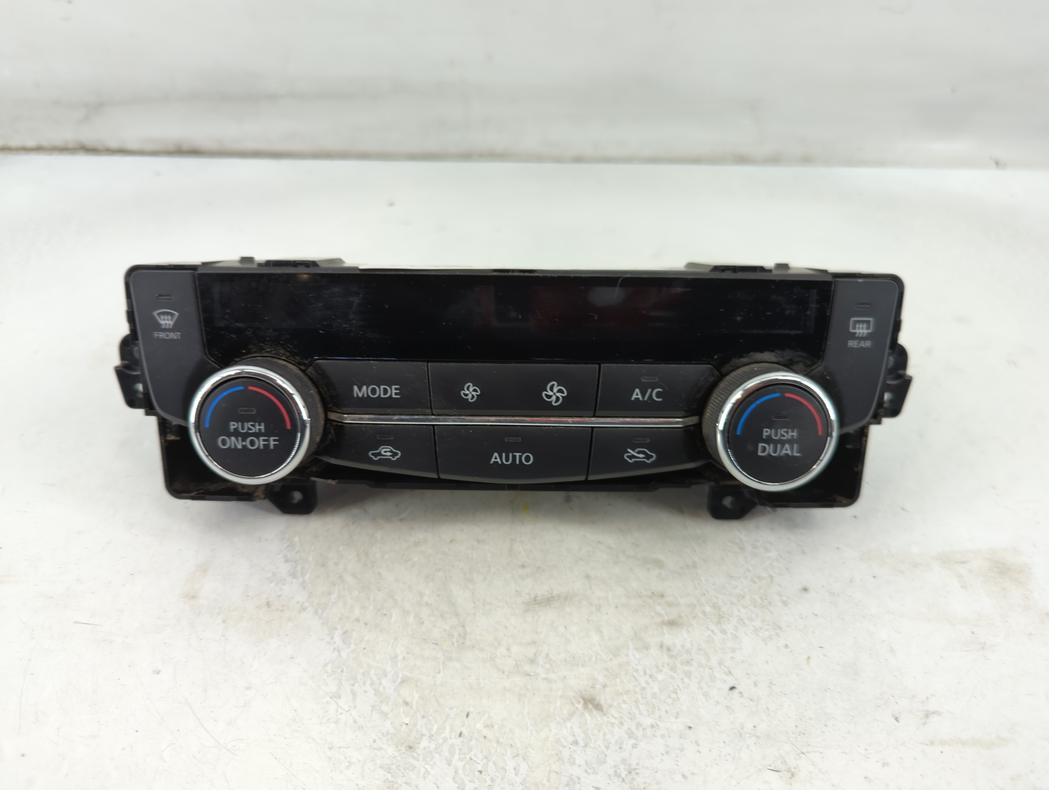 2017-2020 Nissan Rogue Ac Heater Climate Control 27500 6ma0a 913091 - Oemusedautoparts1.com