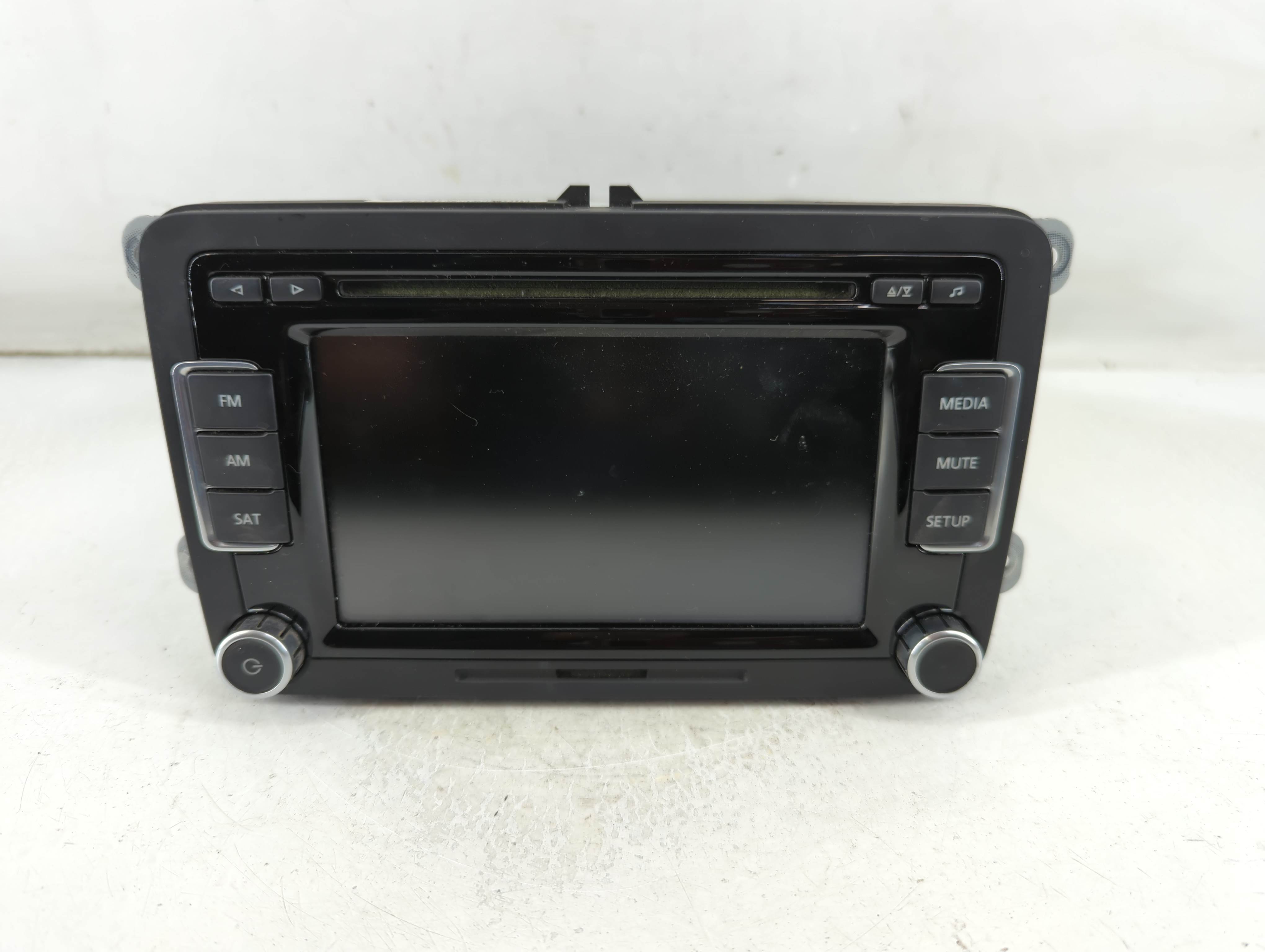 Picture of 2009-2013 Volkswagen Cc Am Fm Cd Player Radio Receiver 913105