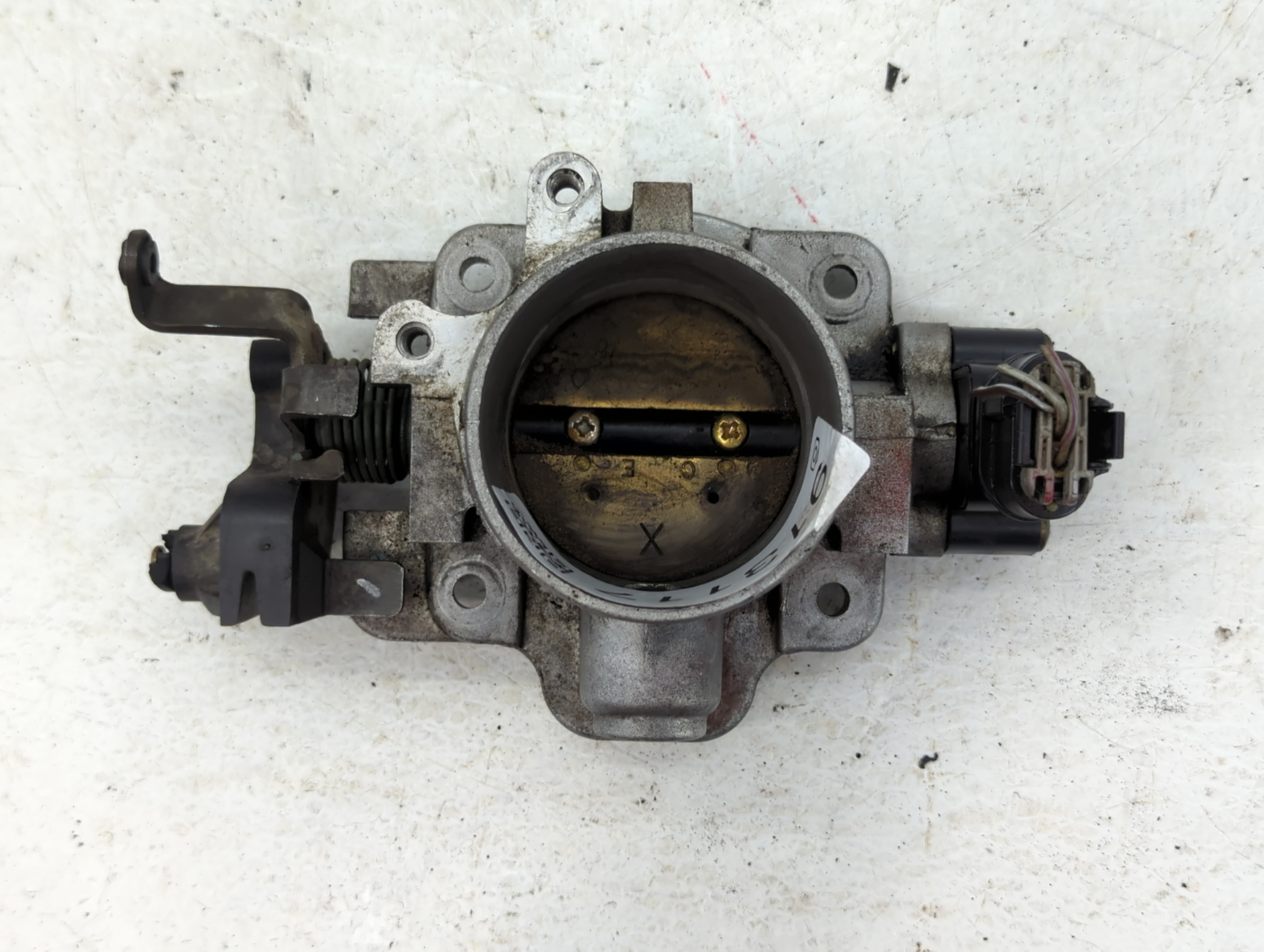 2005-2008 Ford Escape Throttle Body 913117 - Oemusedautoparts1.com