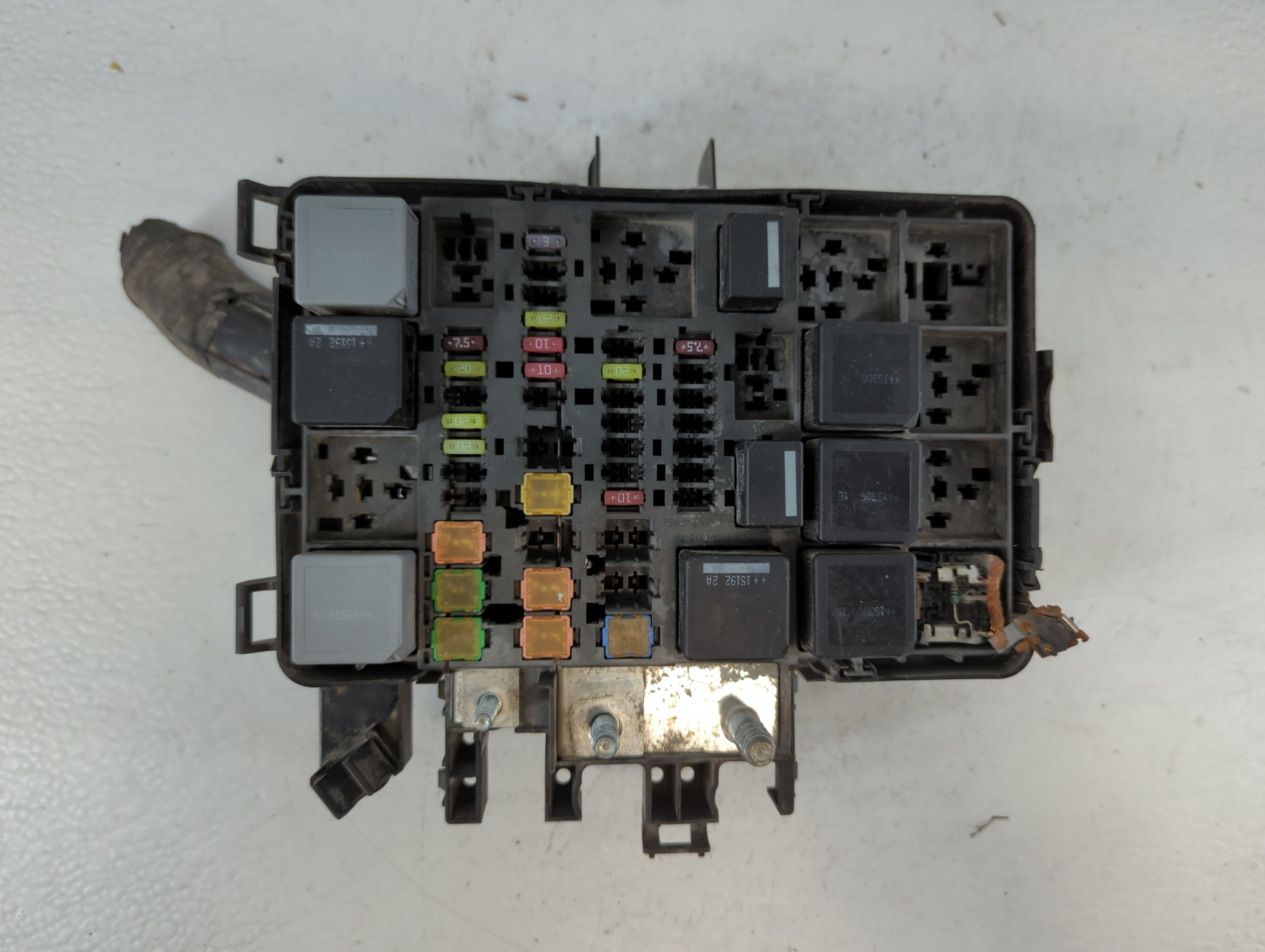 Picture of 2016-2016 Ford Transit-250 Fusebox Fuse Box Relay Module Bk2t-14a175-aa 913132