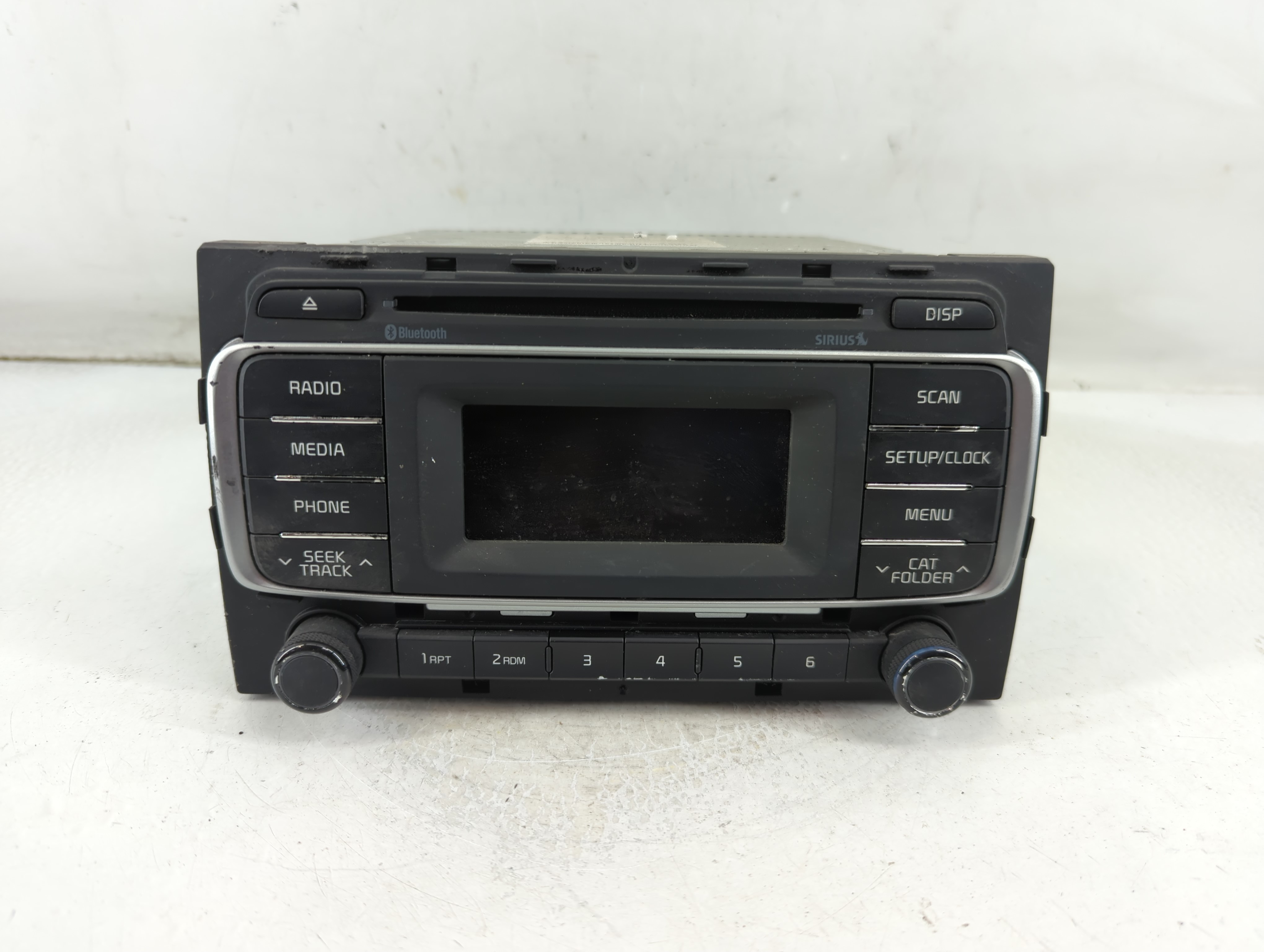2016-2017 Kia Rio Am Fm Cd Player Radio Receiver 913140 - Oemusedautoparts1.com