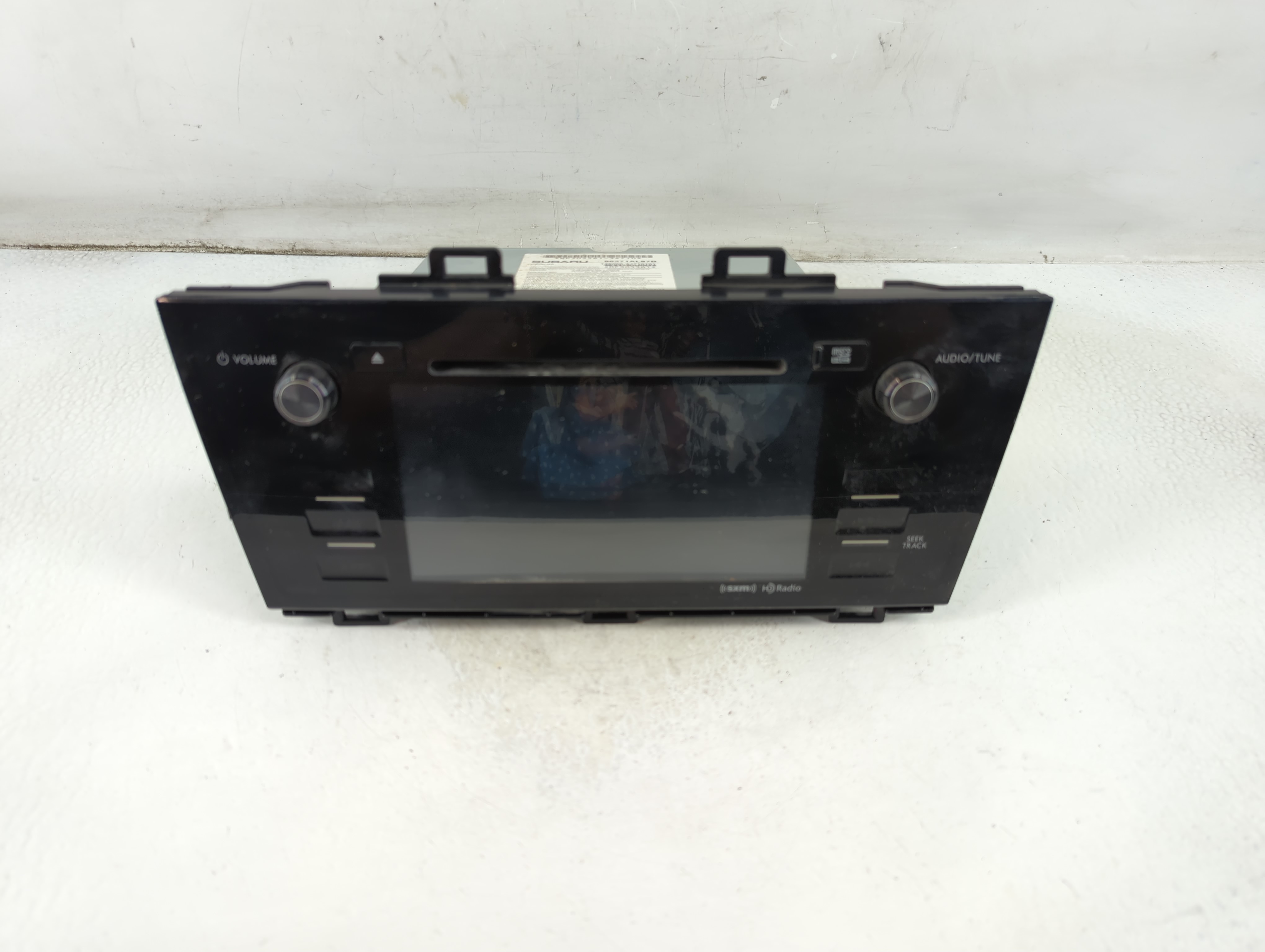 2017-2017 Subaru Legacy Am Fm Cd Player Radio Receiver 913142 - Oemusedautoparts1.com