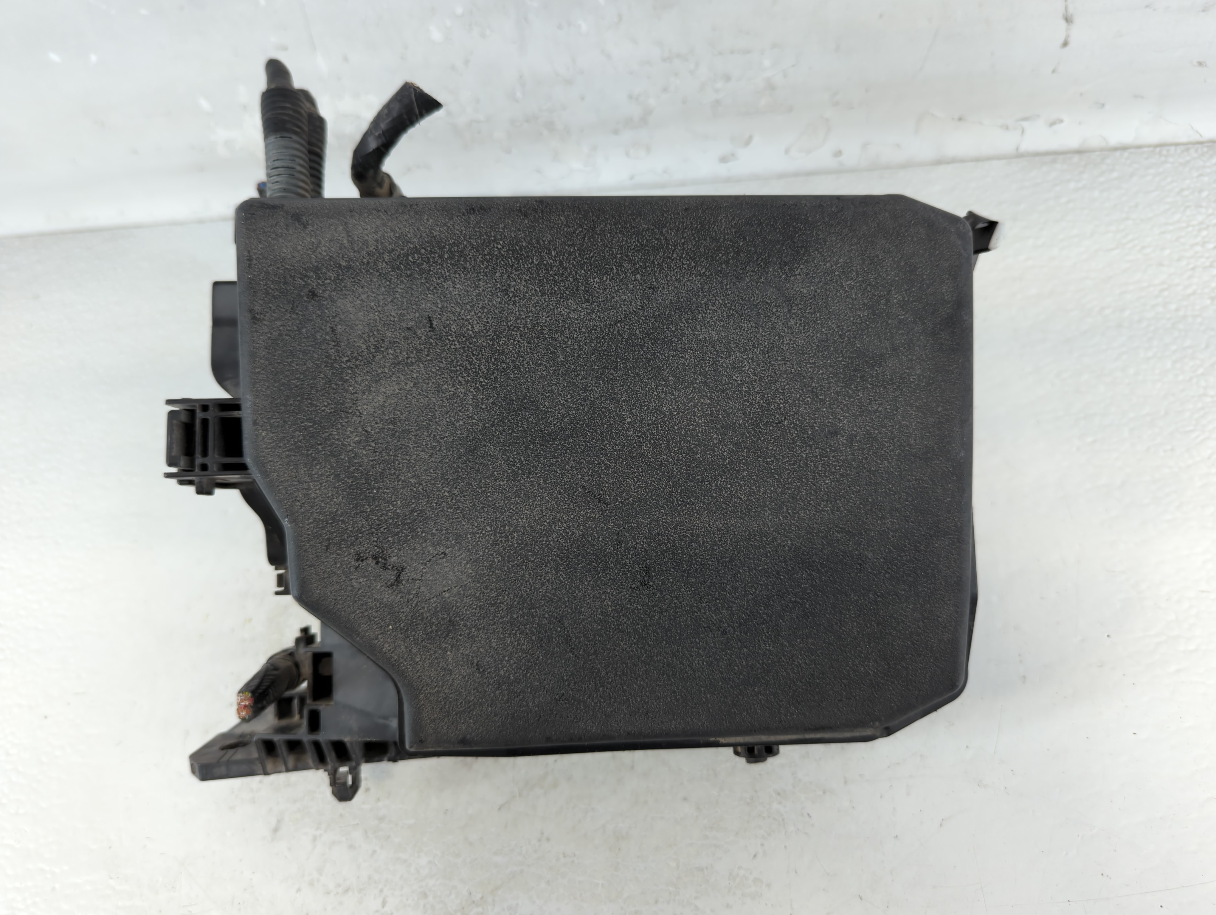 Picture of 2014-2019 Toyota Corolla Fusebox Fuse Box Relay Module 82662-02660 913170