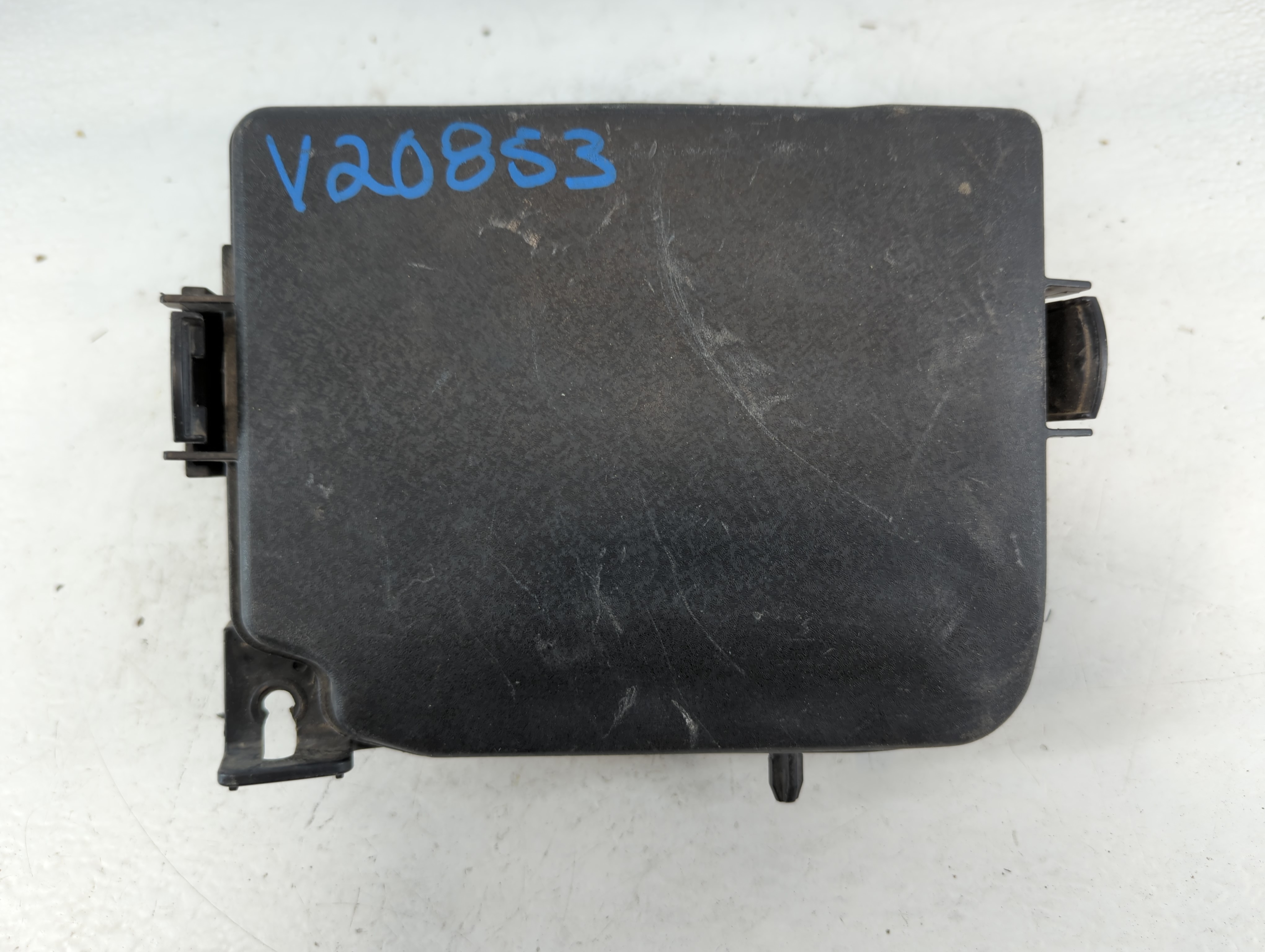 Picture of 2014-2016 Hyundai Elantra Fusebox Fuse Box Relay Module 91265 3x060a 913172