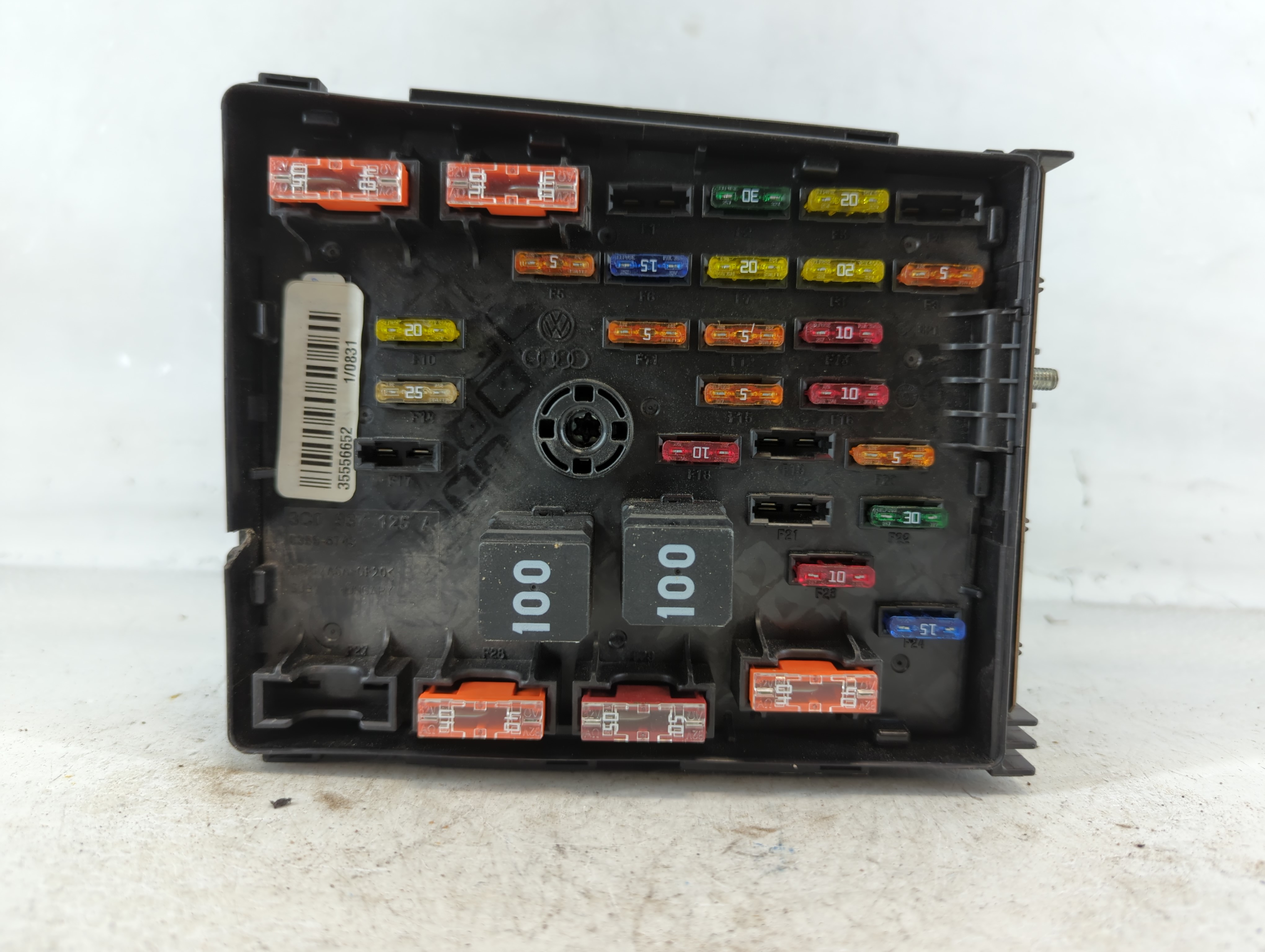 Picture of 2009-2017 Volkswagen Cc Fusebox Fuse Box Relay Module 3c0 937 125 A 913192