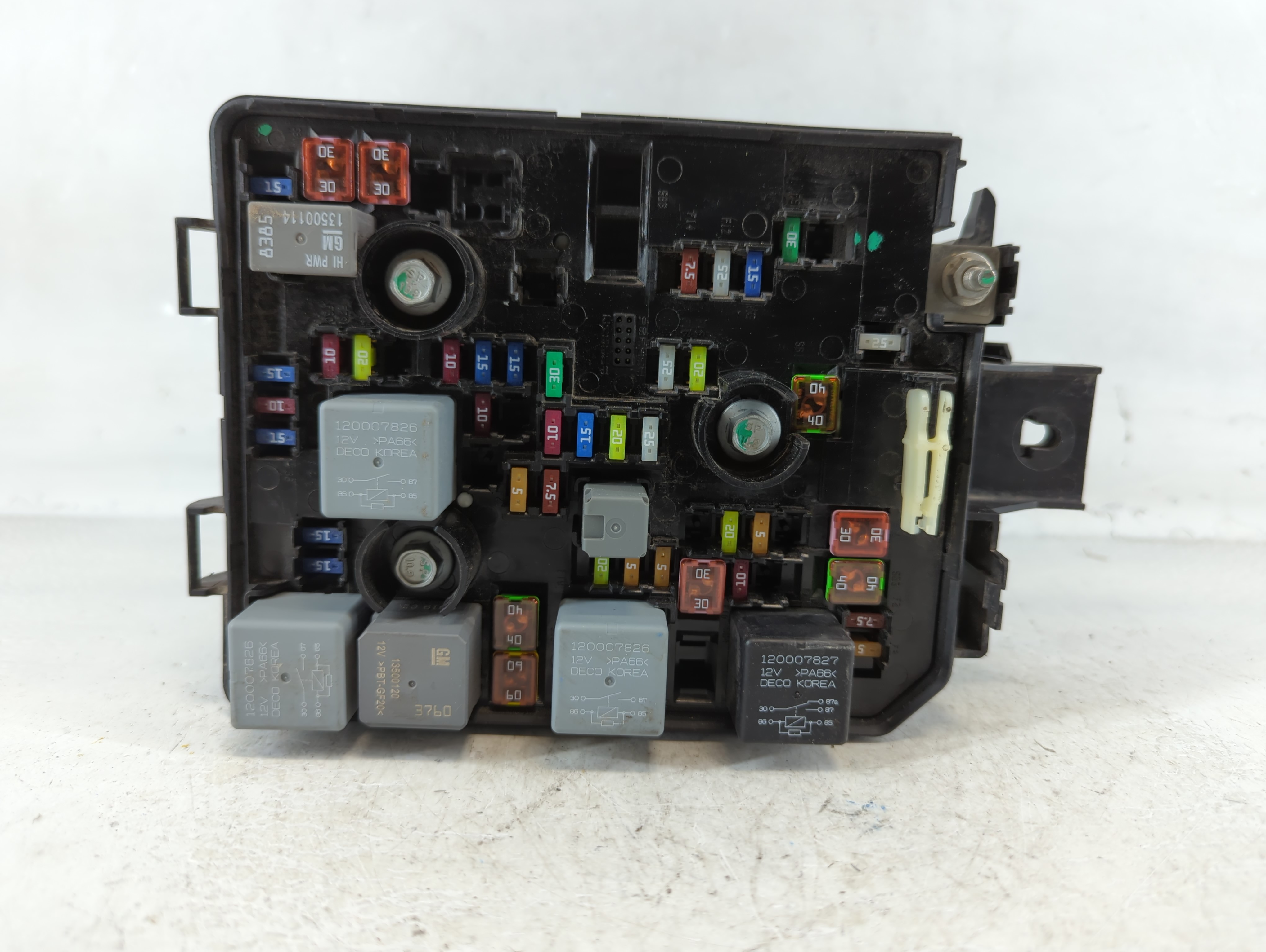 2015-2016 Buick Encore Fusebox Fuse Box Relay Module 94520906 913207 - Oemusedautoparts1.com