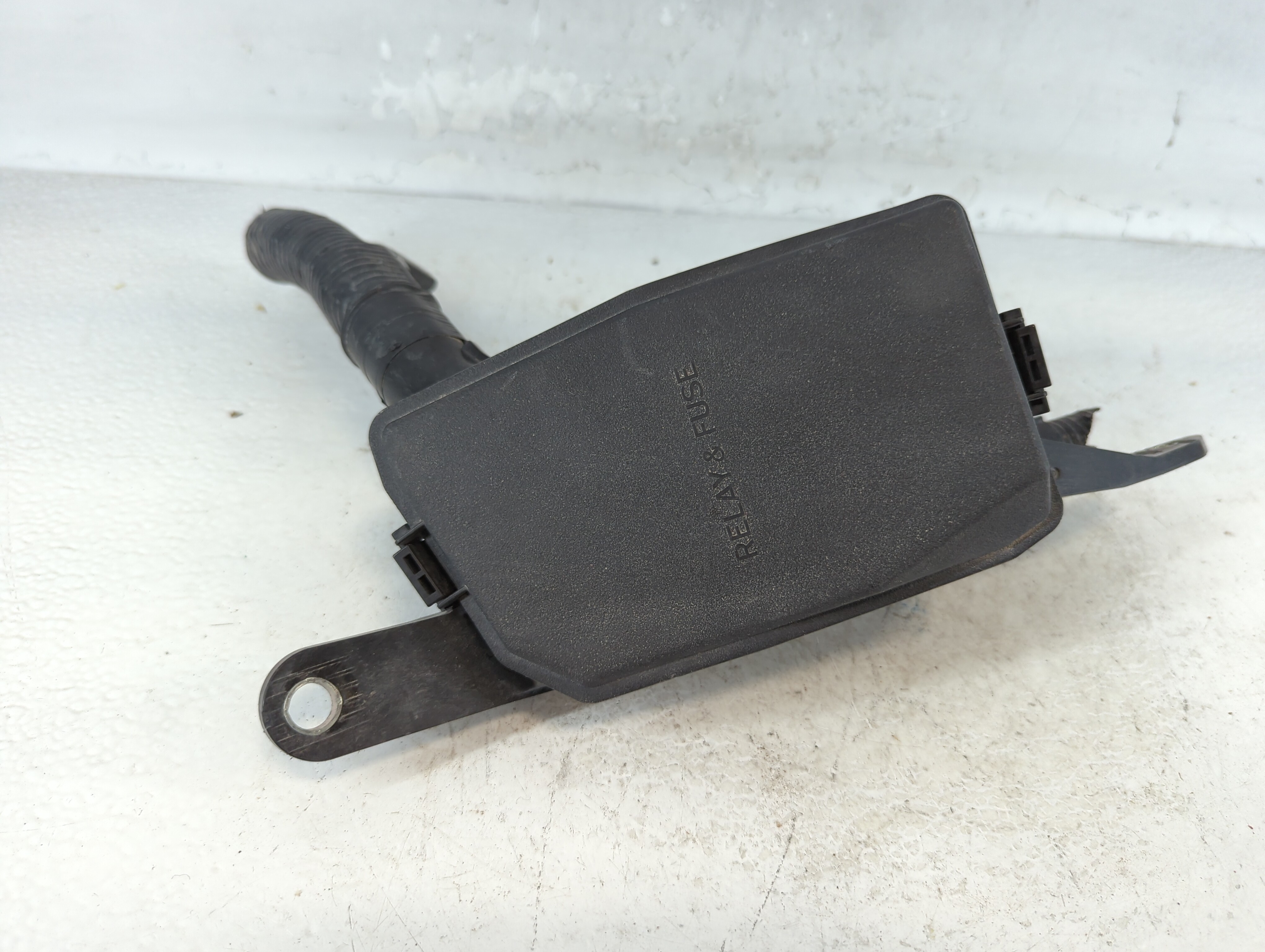 Picture of 2018-2022 Toyota Camry Fusebox Fuse Box Relay Module 82662 06780 913220