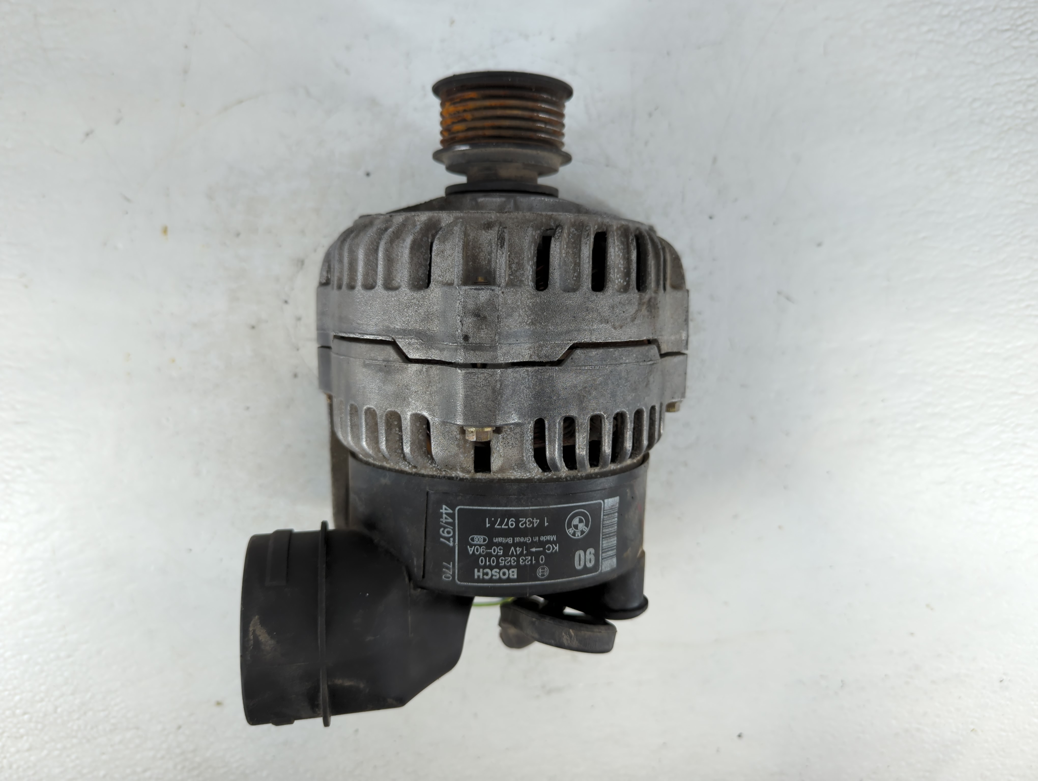 1997-2000 Bmw Z3 Alternator Generator Charging Assembly Engine Oem 913300 - Oemusedautoparts1.com