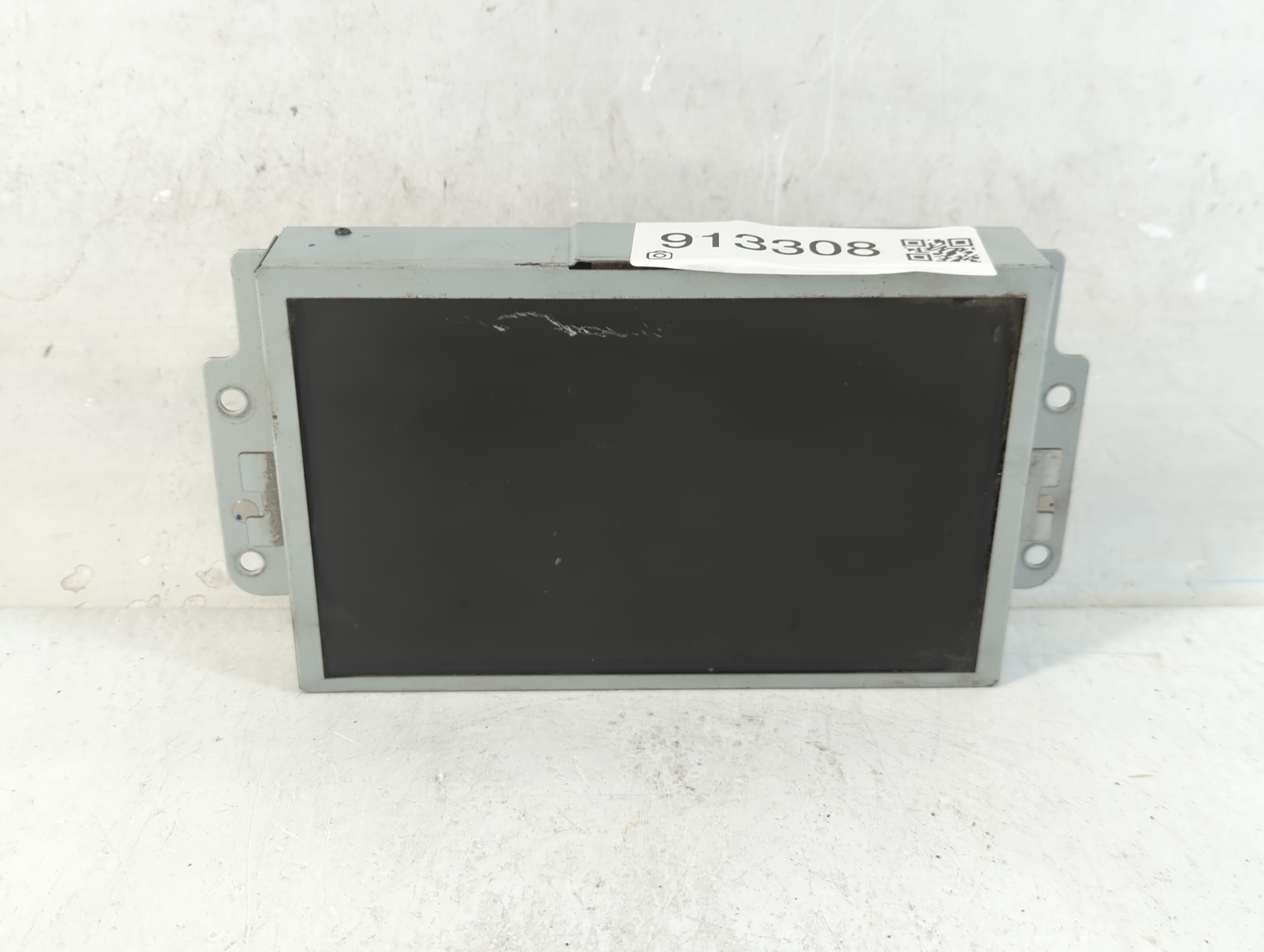 2017-2020 Ford Fusion Information Display Screen 913308 - Oemusedautoparts1.com