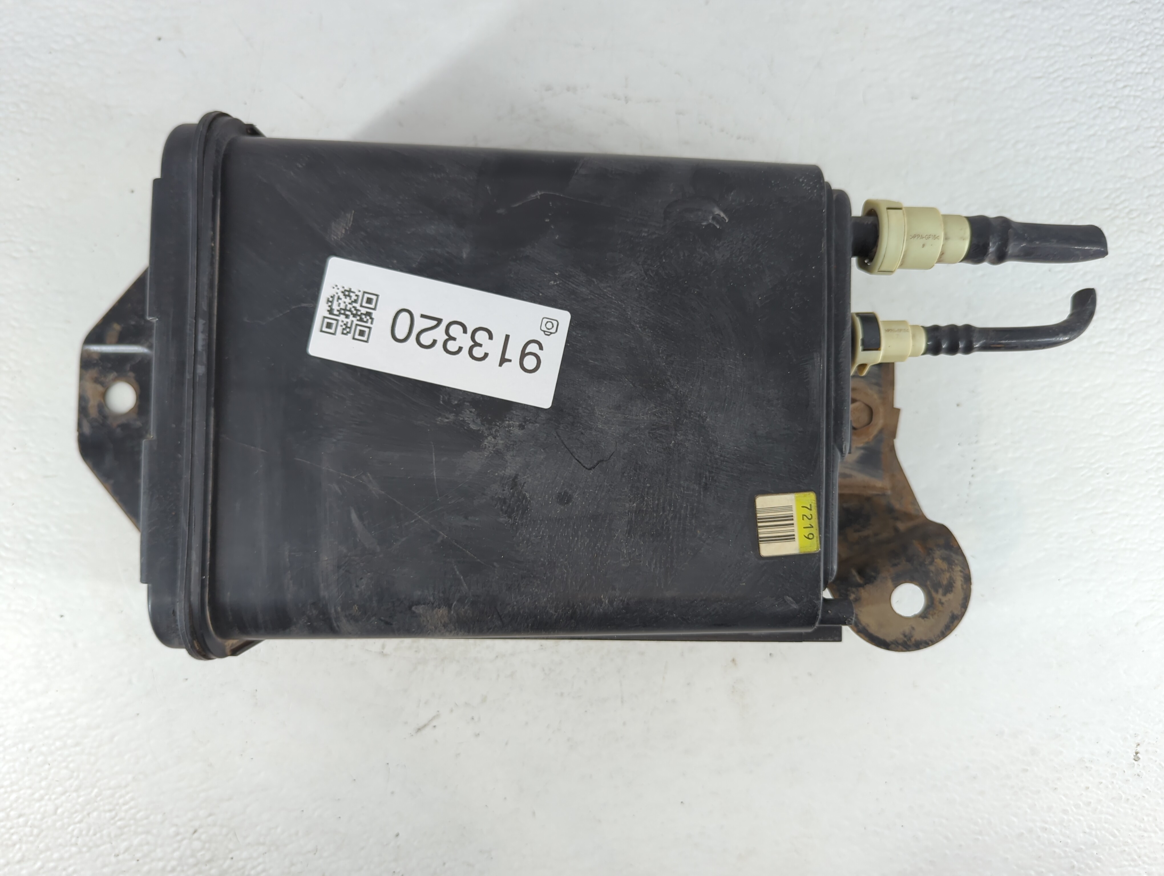 2007 Chevrolet Trailblazer Fuel Vapor Charcoal Canister 913320 - Oemusedautoparts1.com
