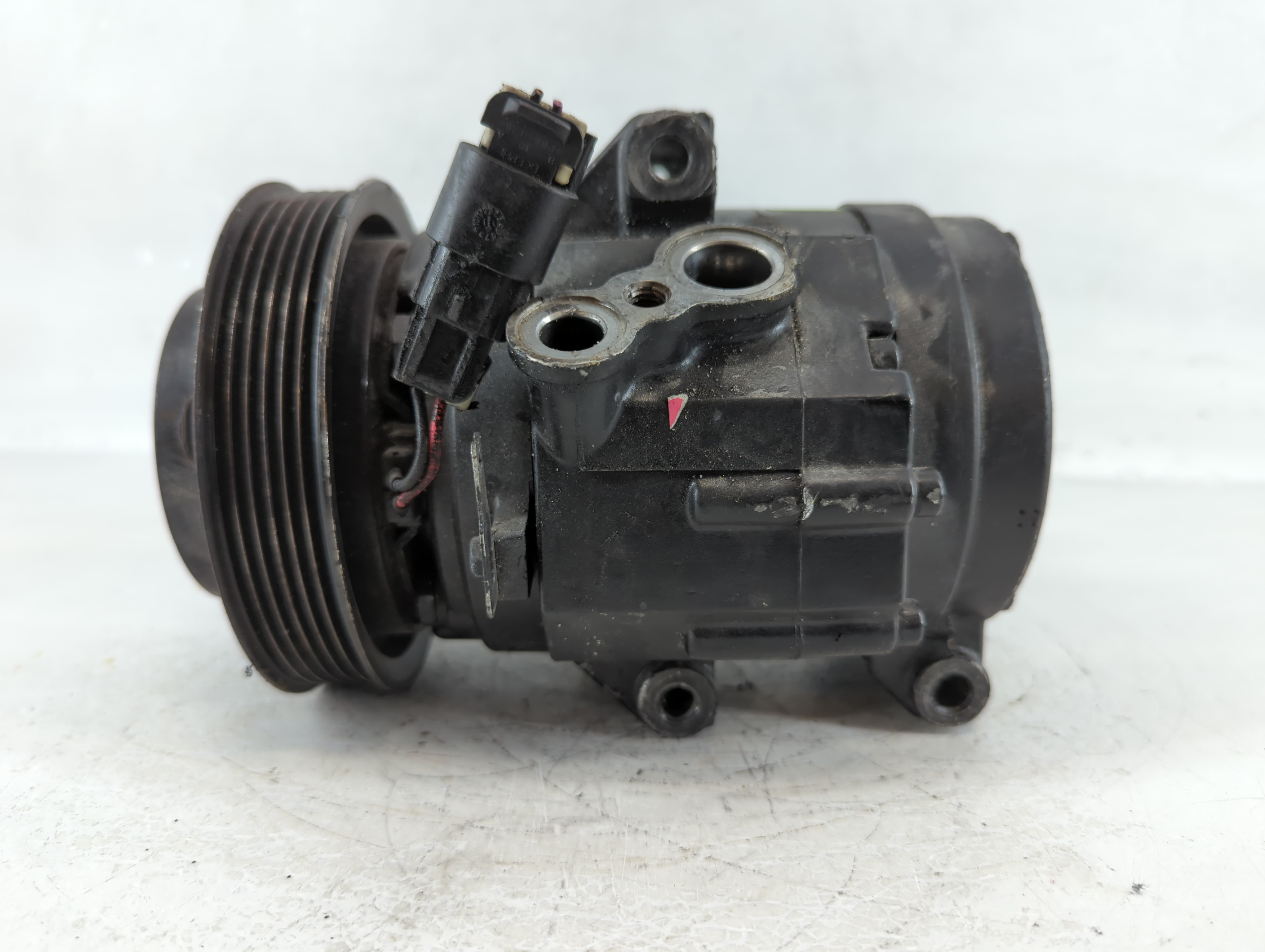 Picture of 2012-2017 Mazda 5 Air Conditioning A/c Ac Compressor Oem 913450