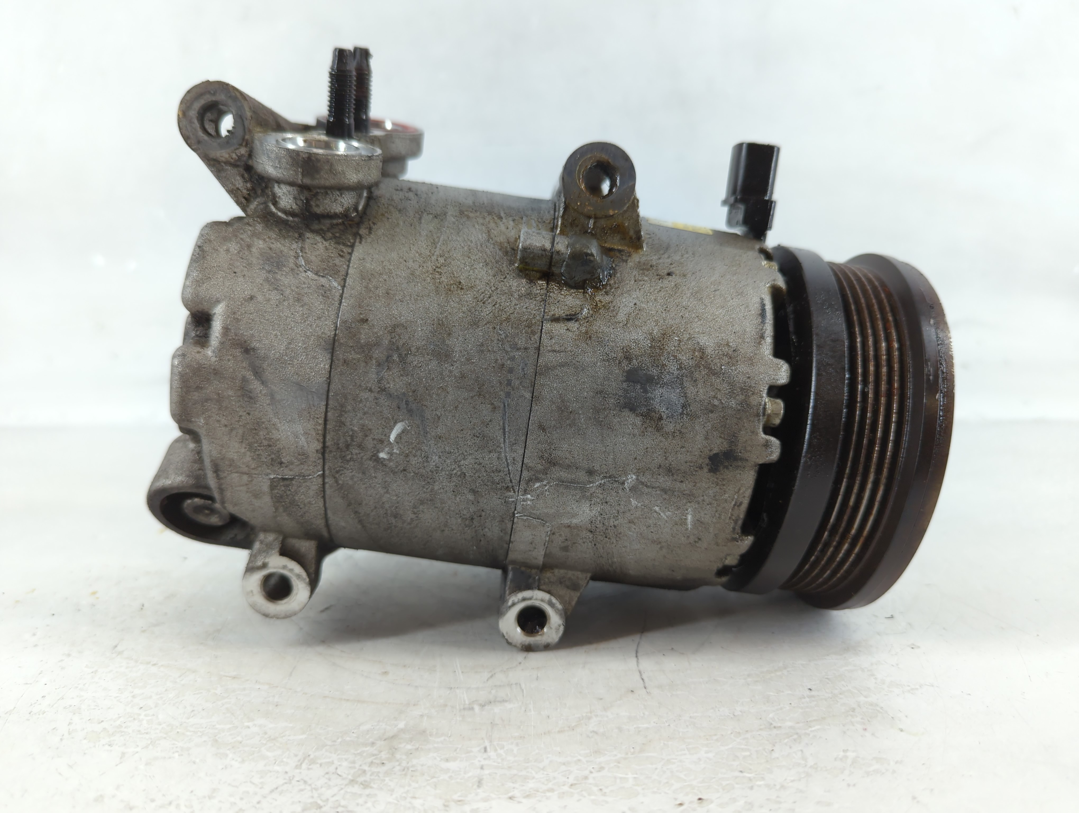 Picture of 2012-2013 Ford Focus Air Conditioning A/c Ac Compressor Oem 913487