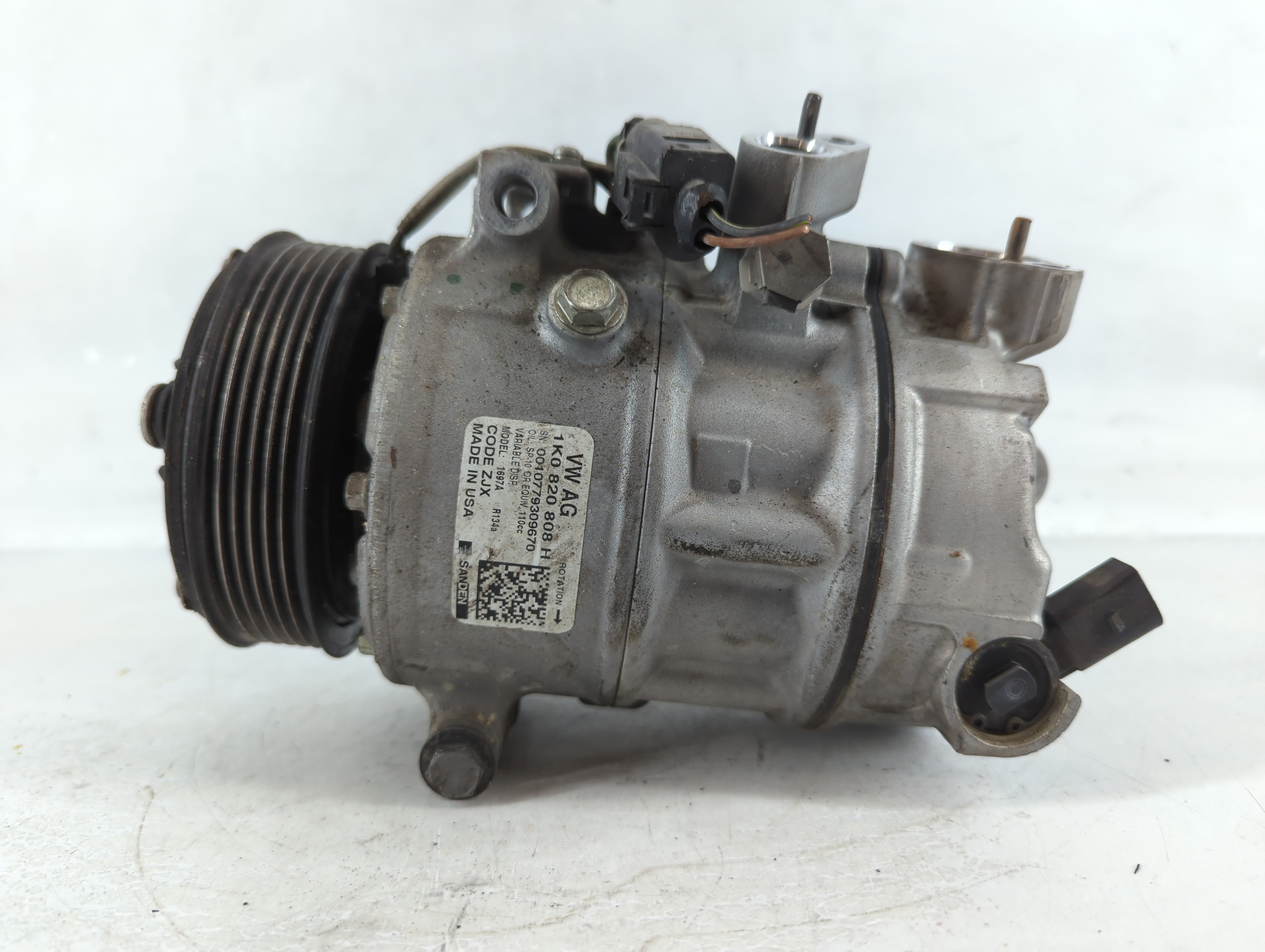 Picture of 2016-2017 Volkswagen Beetle Air Conditioning A/c Ac Compressor Oem 913495
