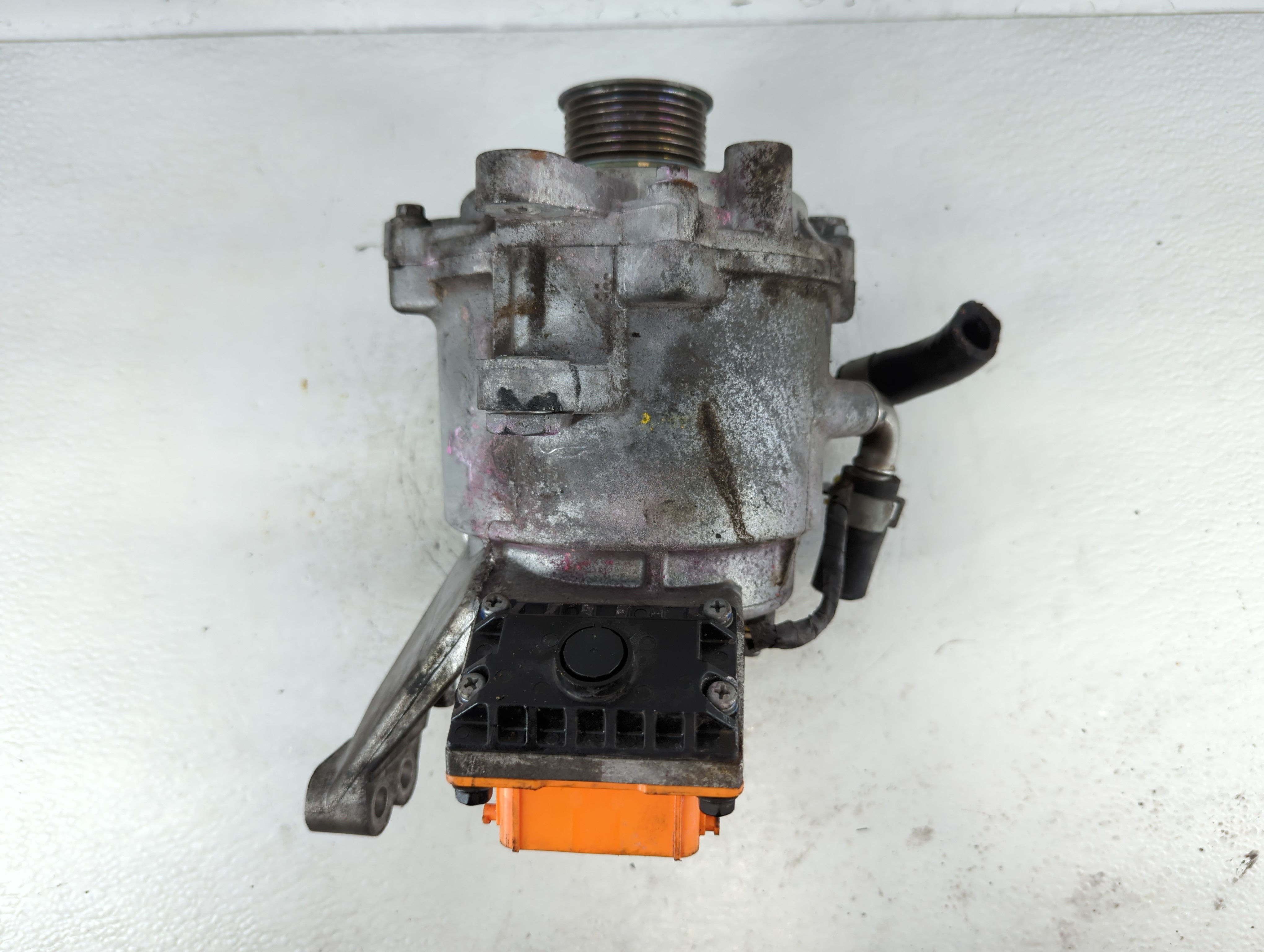 2020-2020 Kia Sorento Air Conditioning A/c Ac Compressor Oem 913574 - Oemusedautoparts1.com