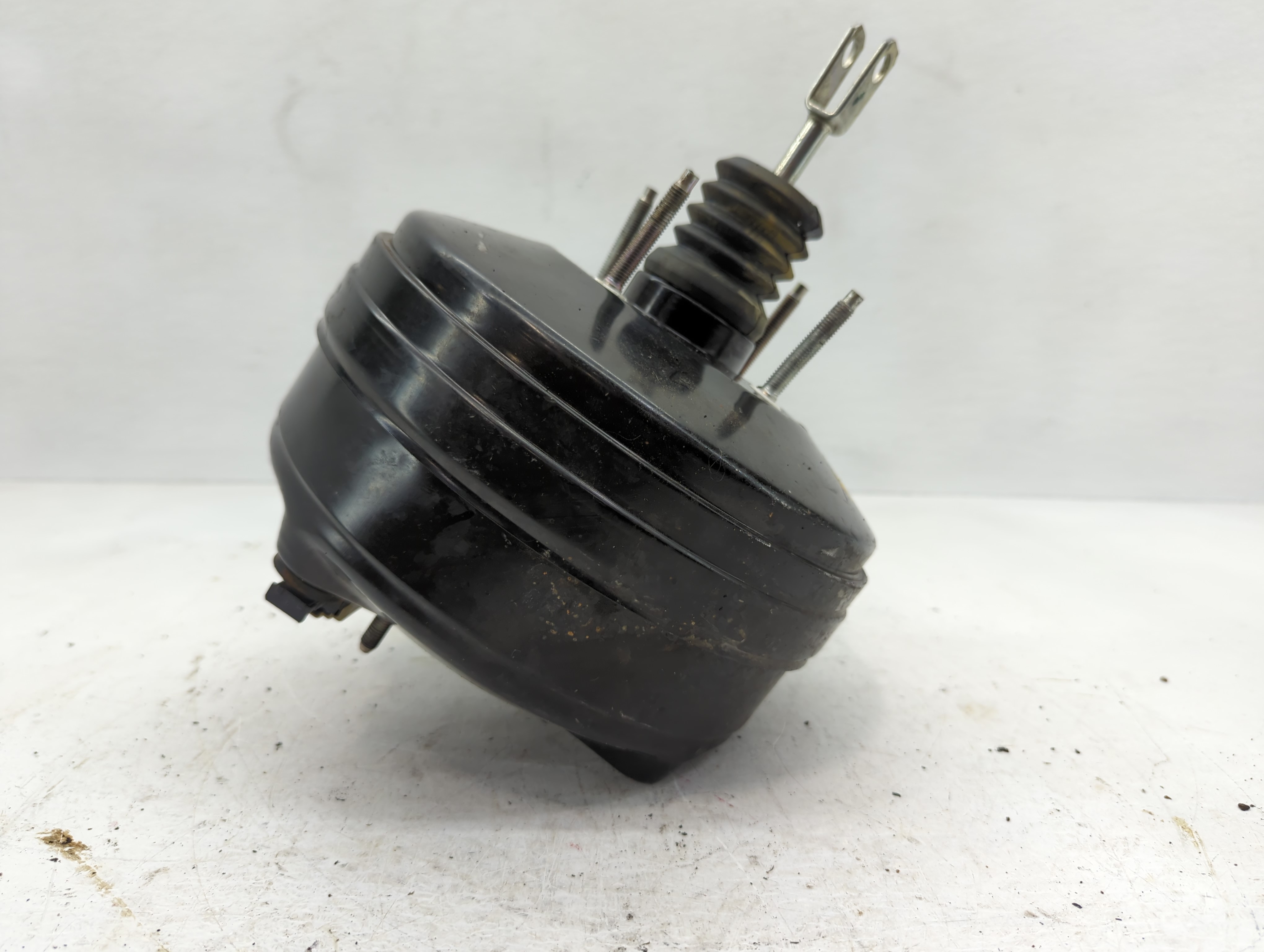 Picture of 2015-2017 Ford Mustang Power Brake Booster Oem 913584