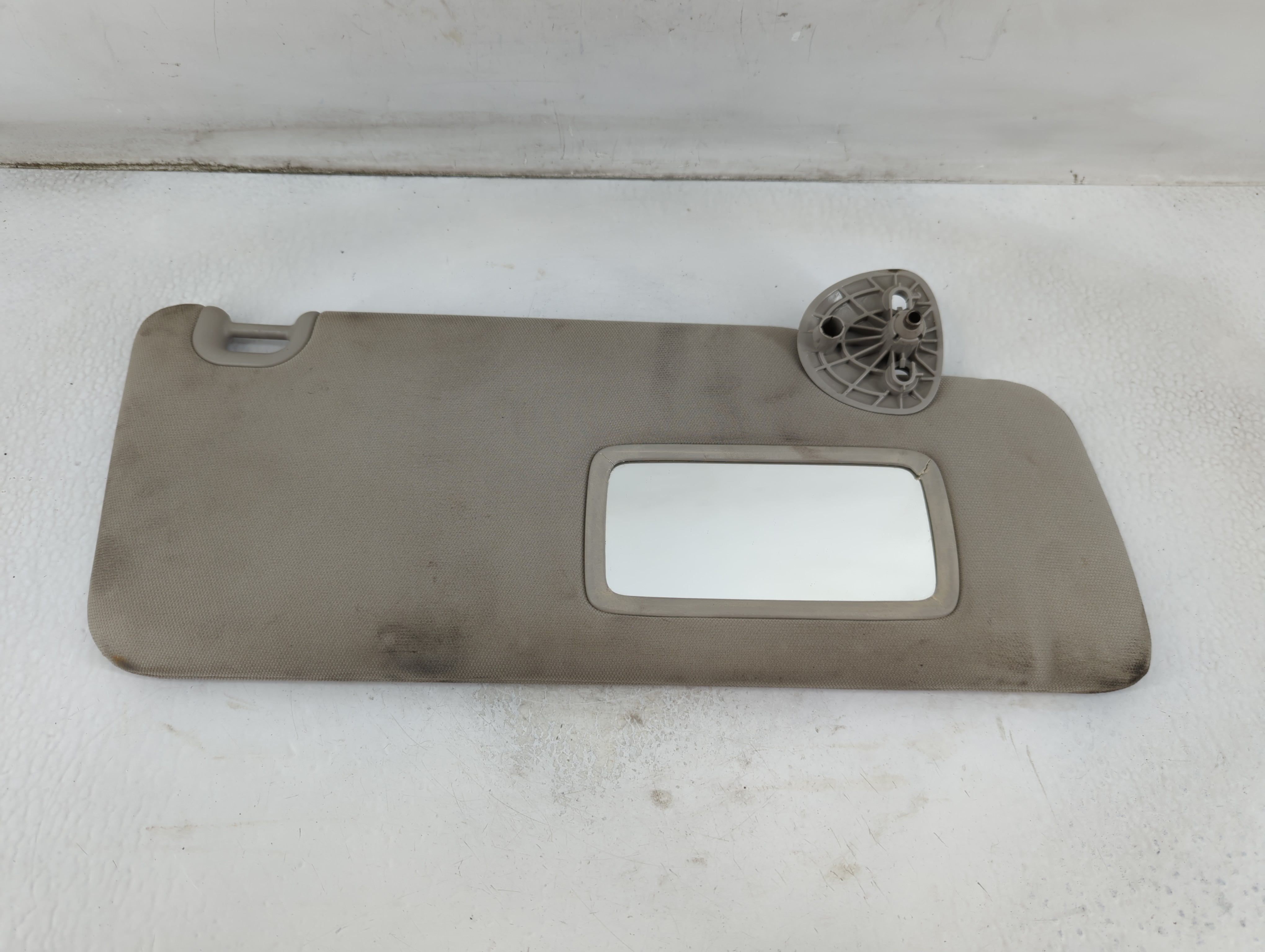 Picture of Dodge Ram 1500 Passenger Sun Visor Mirror Right Sunvisor Grey 913592