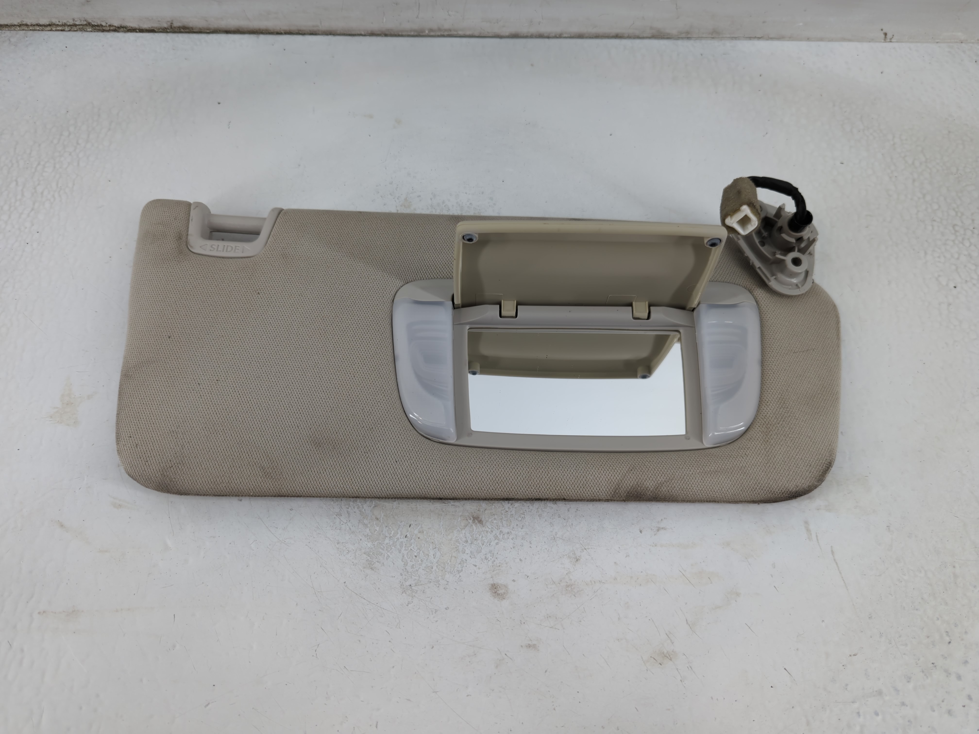 2015-2022 Subaru Legacy Passenger Sun Visor Mirror Right Sunvisor Grey 913601 - Oemusedautoparts1.com