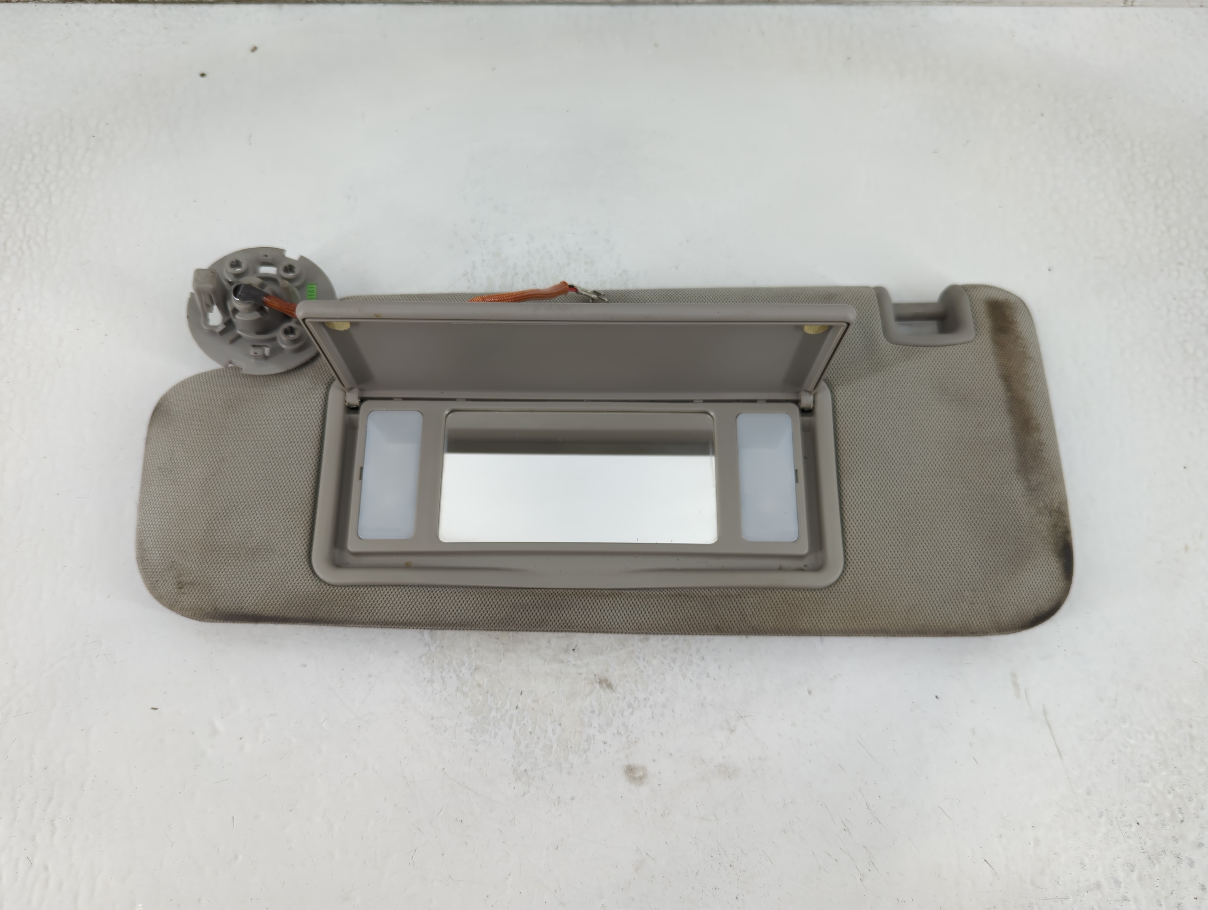 2012-2017 Buick Verano Driver Sun Visor Mirror Left Sunvisor Grey 913646 - Oemusedautoparts1.com