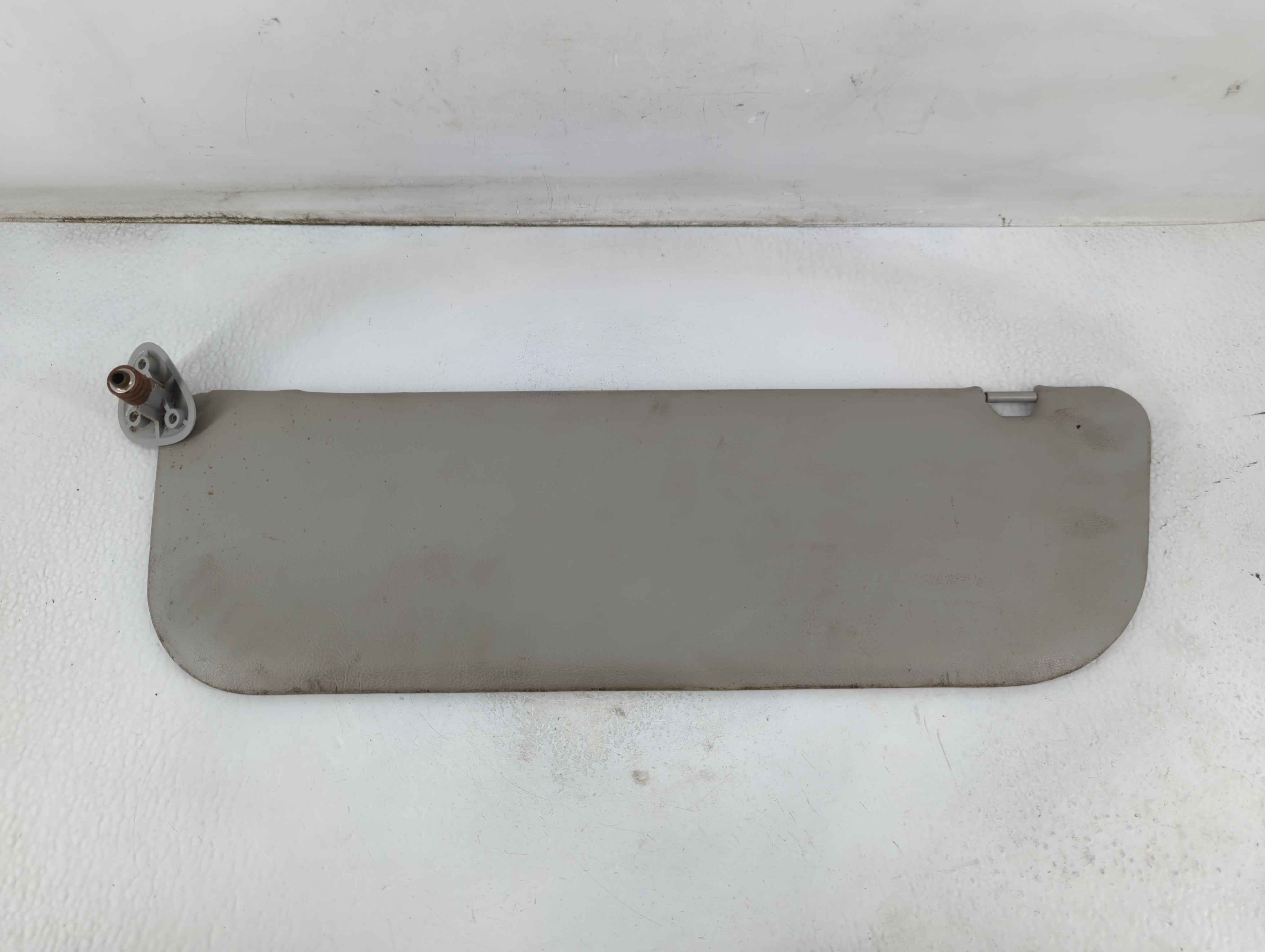 2003-2008 Ford E-150 Passenger Sun Visor Mirror Right Sunvisor Grey 913664 - Oemusedautoparts1.com