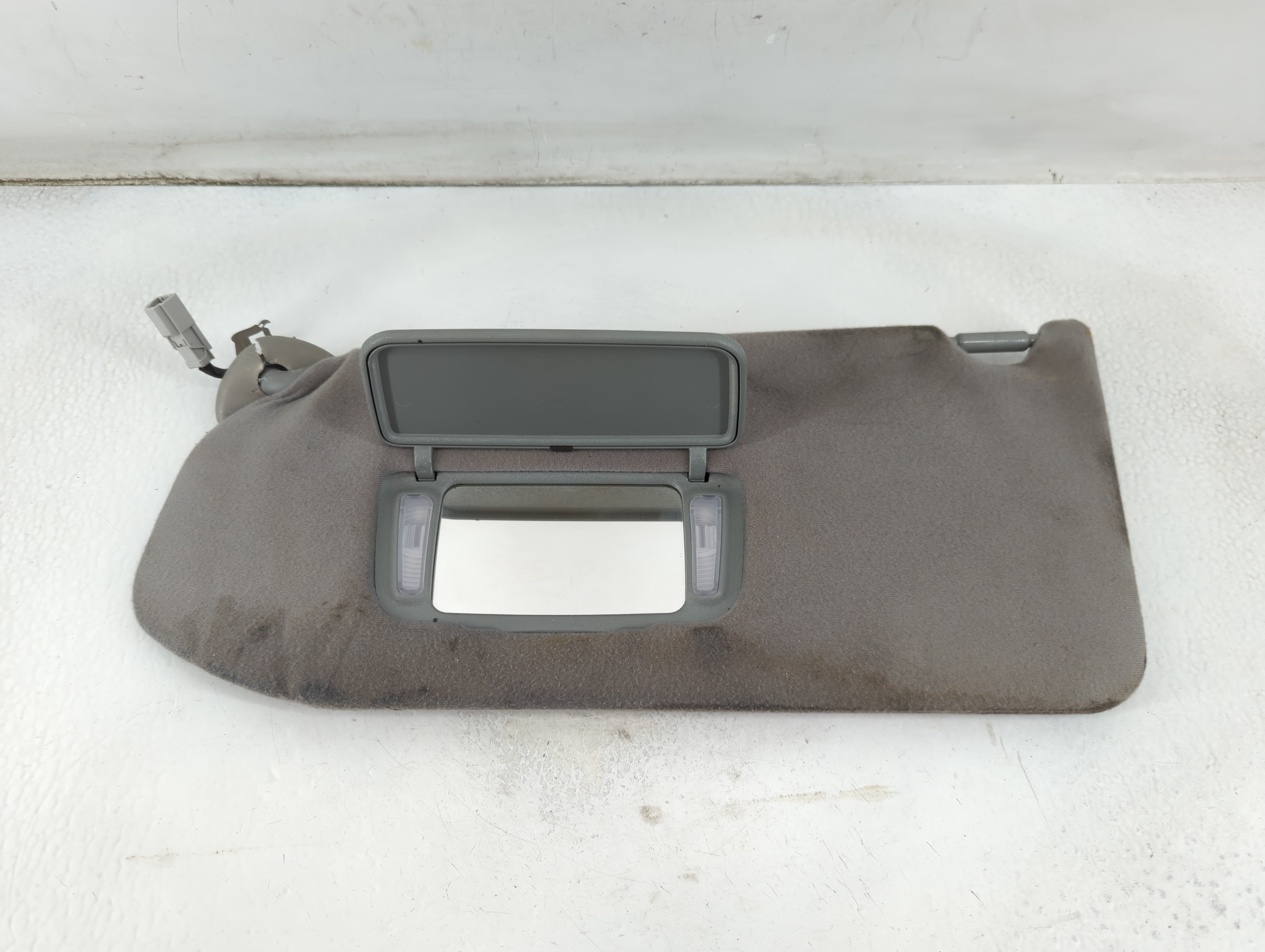 2003-2004 Honda Pilot Driver Sun Visor Mirror Left Sunvisor Grey 913670 - Oemusedautoparts1.com