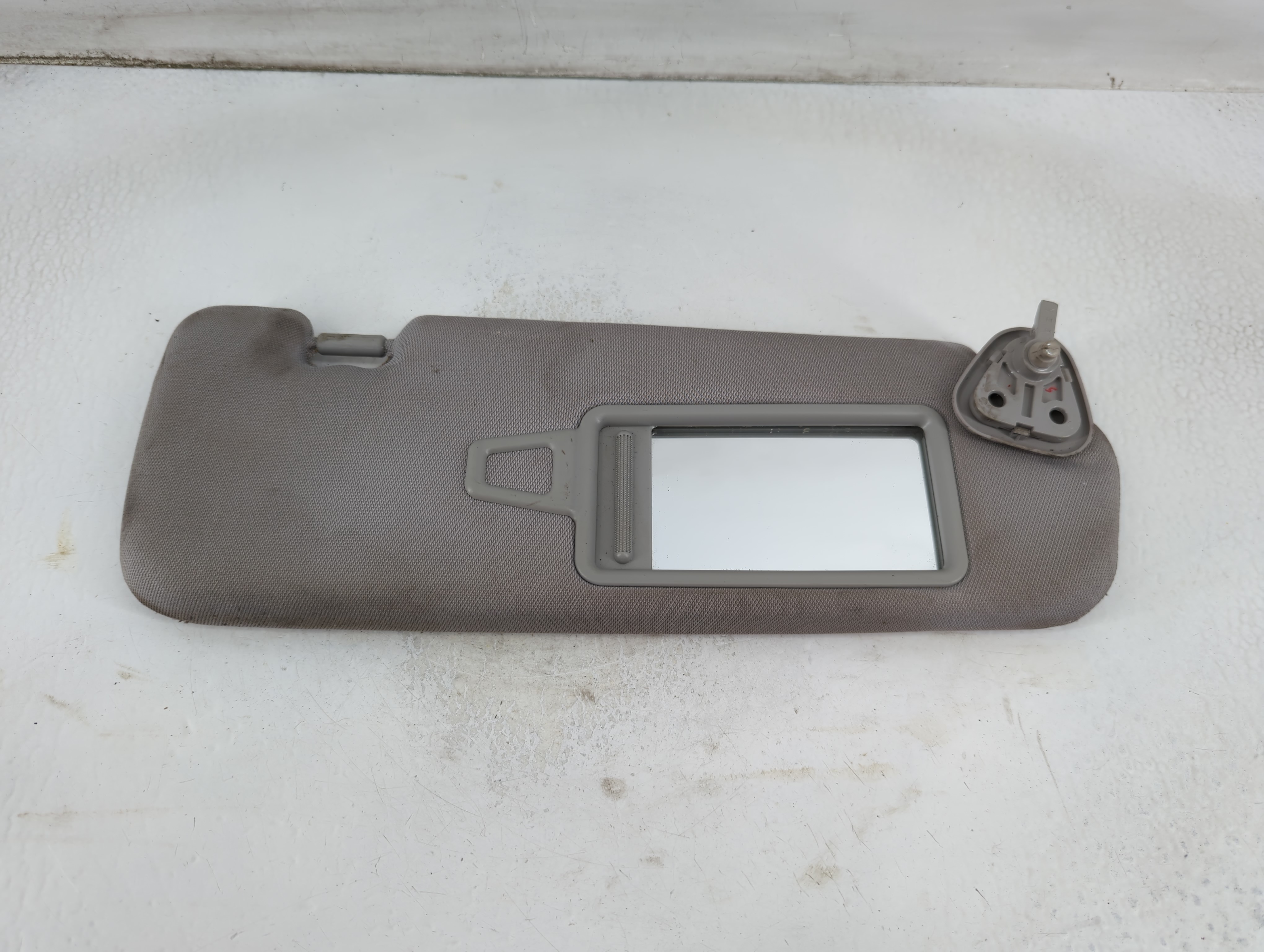 2011-2014 Hyundai Sonata Passenger Sun Visor Mirror Right Sunvisor Grey 913672 - Oemusedautoparts1.com
