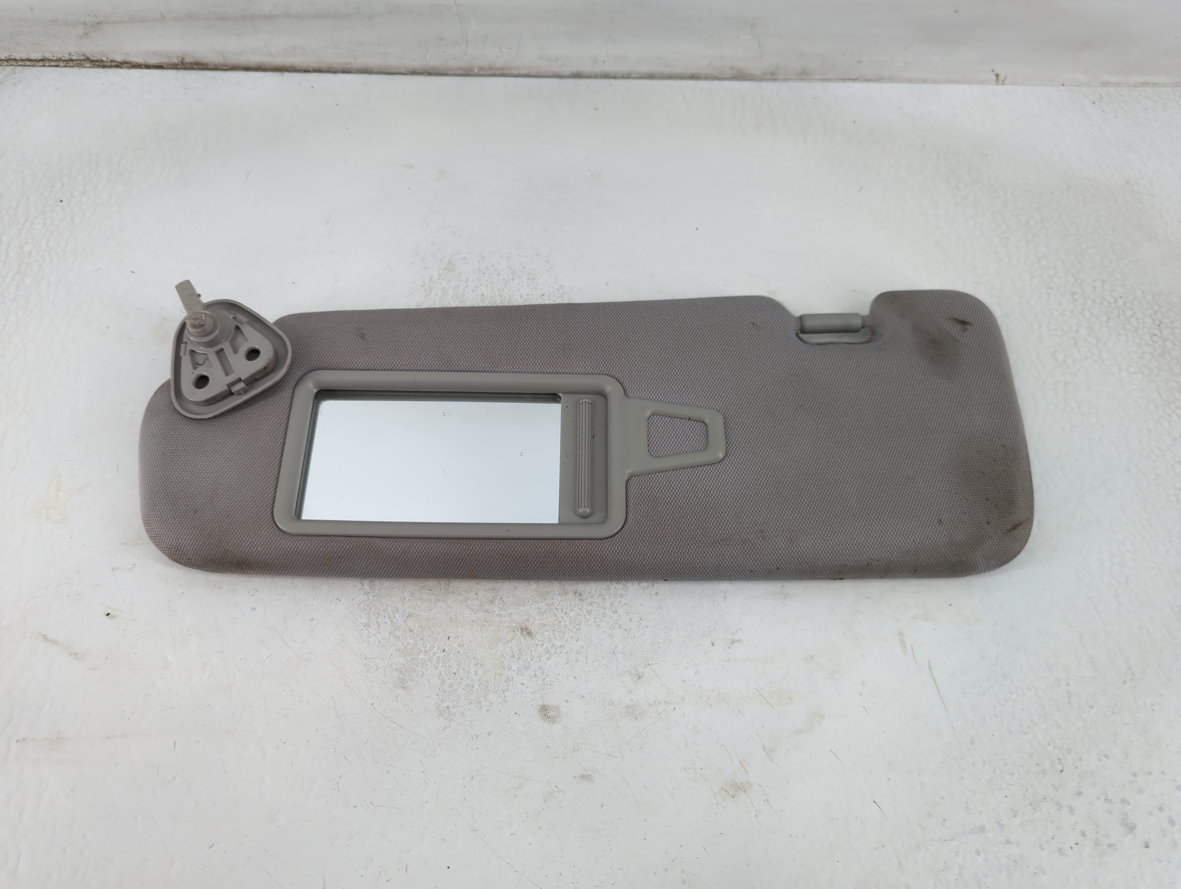 2011-2014 Hyundai Sonata Driver Sun Visor Mirror Left Sunvisor Grey 913681 - Oemusedautoparts1.com