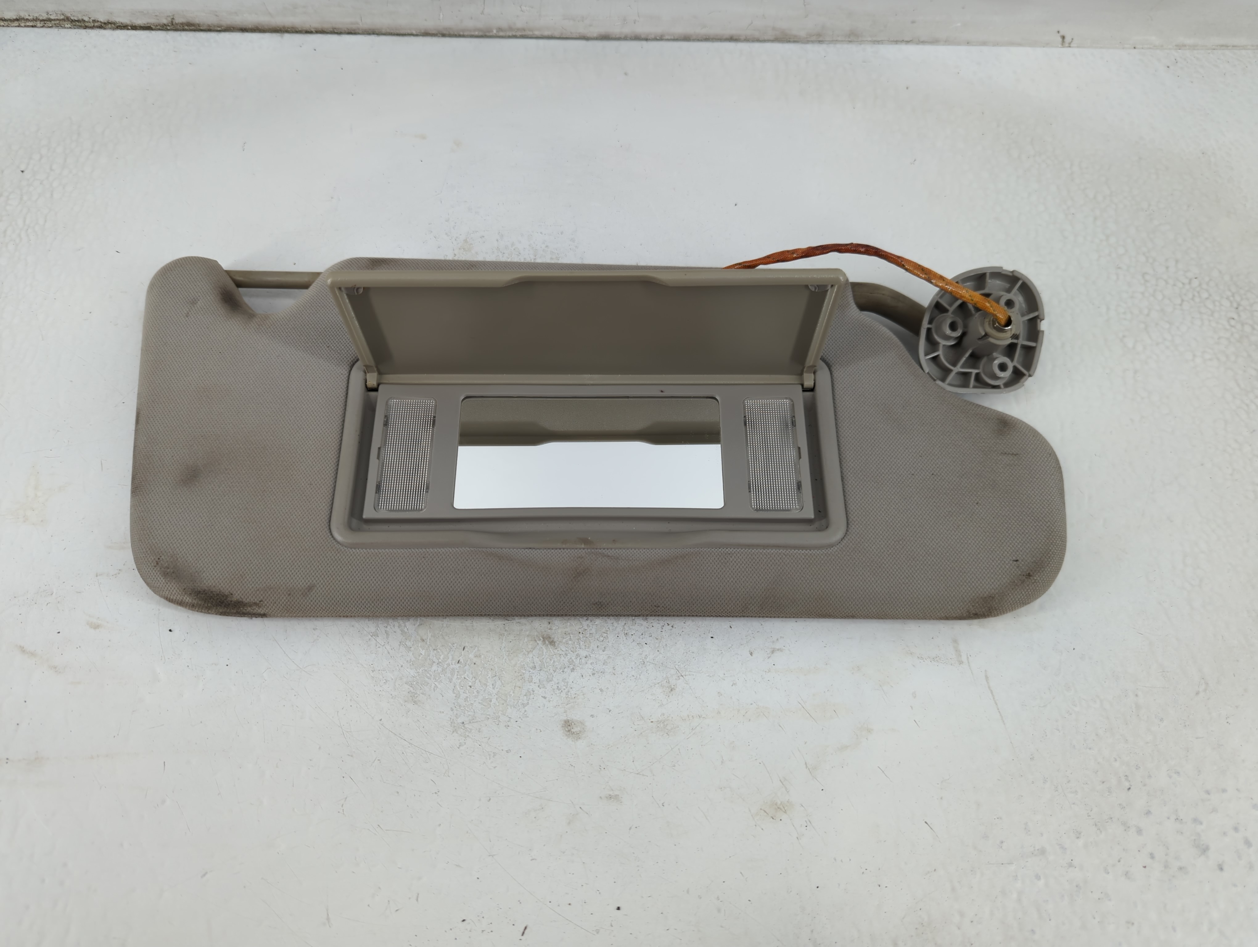 2006-2016 Chevrolet Impala Passenger Sun Visor Mirror Right Sunvisor Grey 913693 - Oemusedautoparts1.com