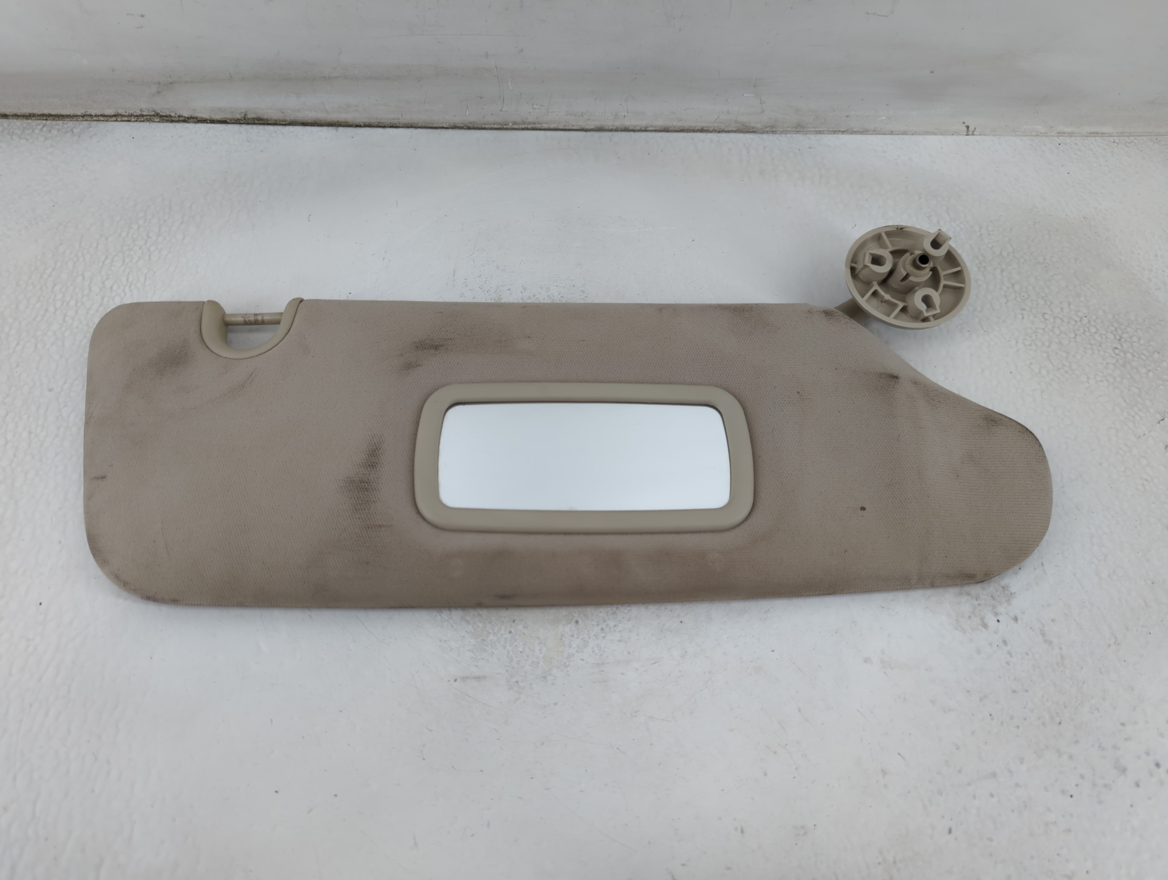 Dodge Caravan Passenger Sun Visor Mirror Right Sunvisor Gray 913698 - Oemusedautoparts1.com