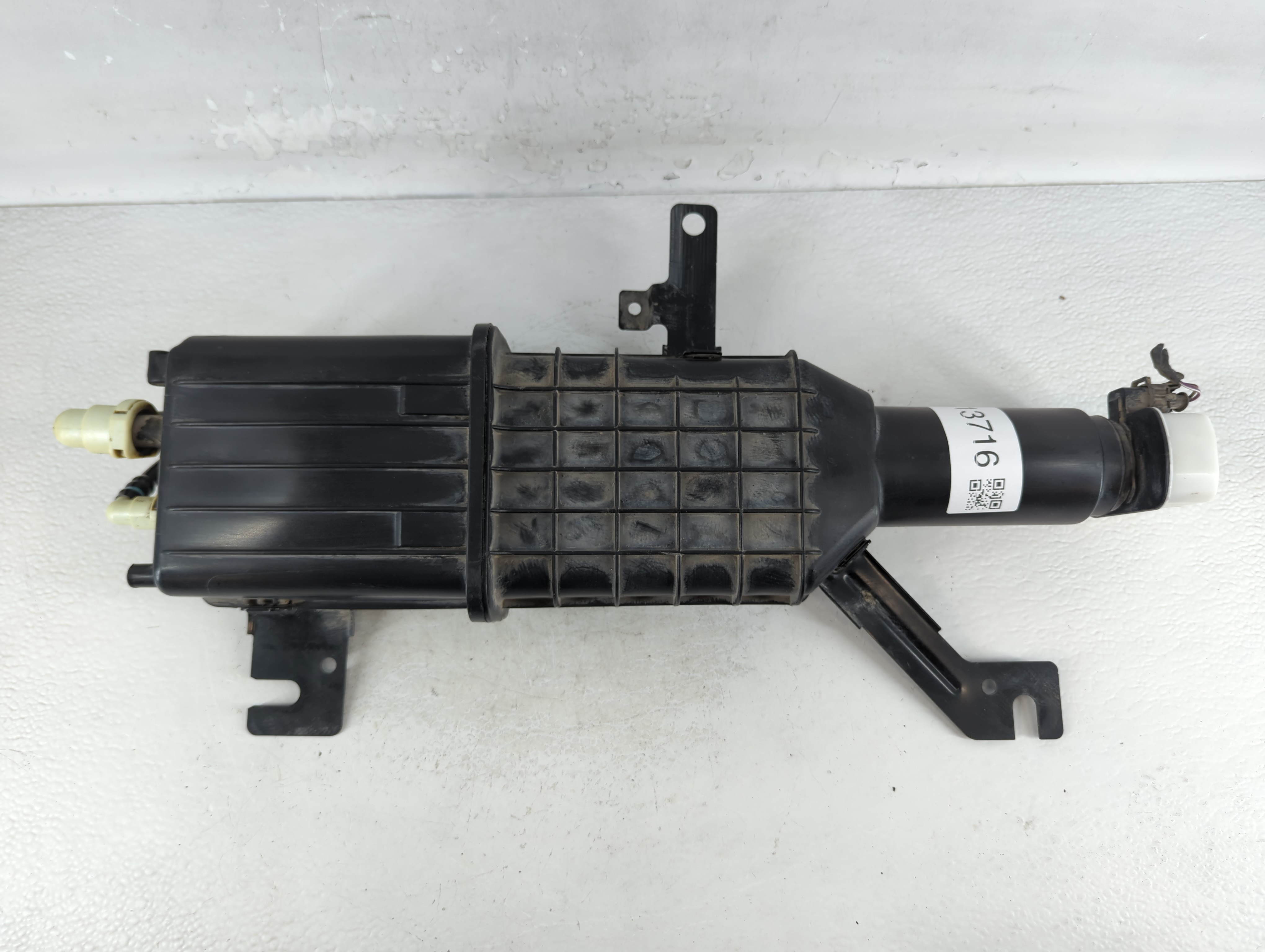 2014 Dodge Caravan Fuel Vapor Charcoal Canister 913716 - Oemusedautoparts1.com