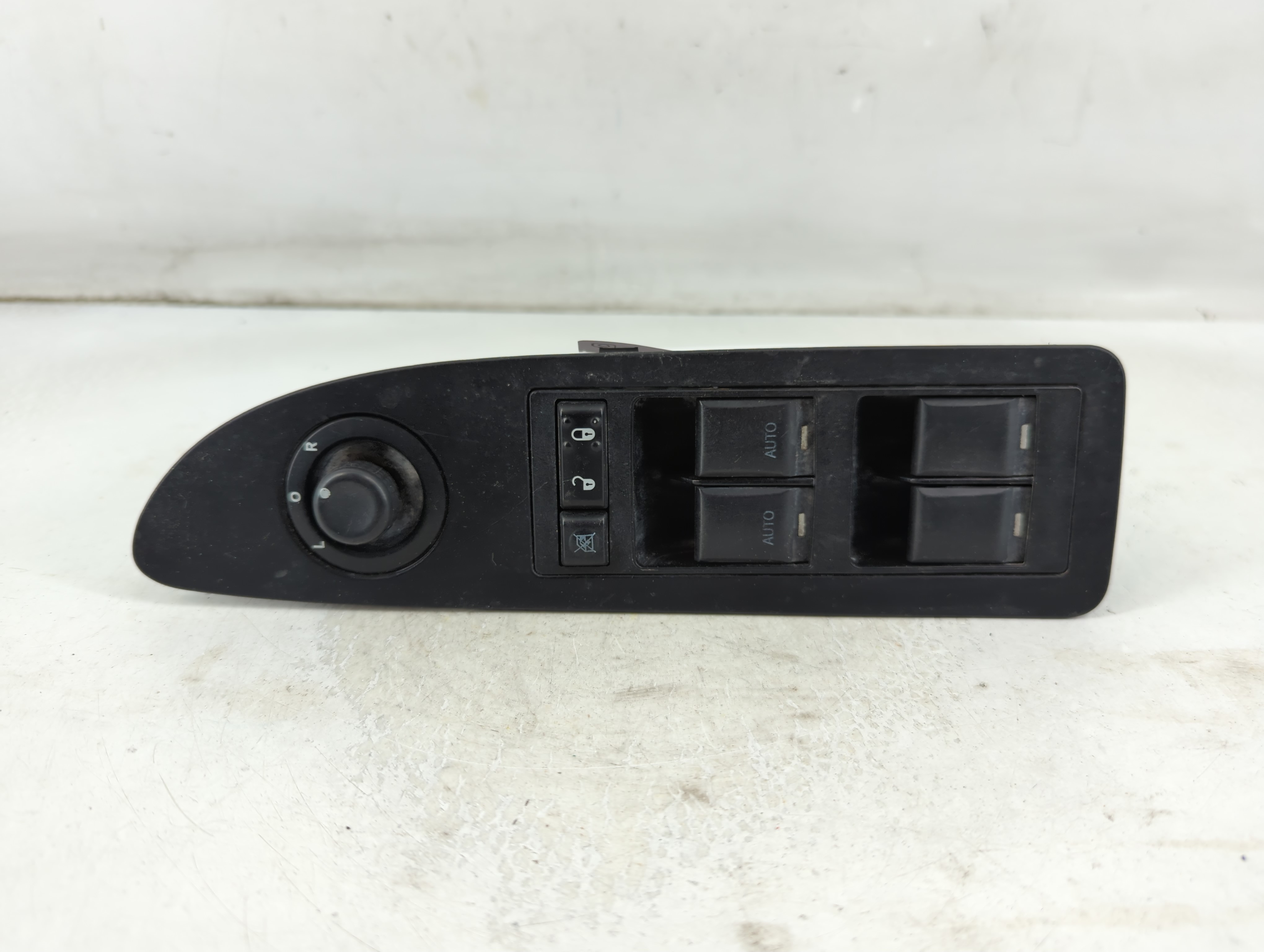 2011-2014 Chrysler 200 Driver Left Door Master Power Window Switch 913727 - Oemusedautoparts1.com
