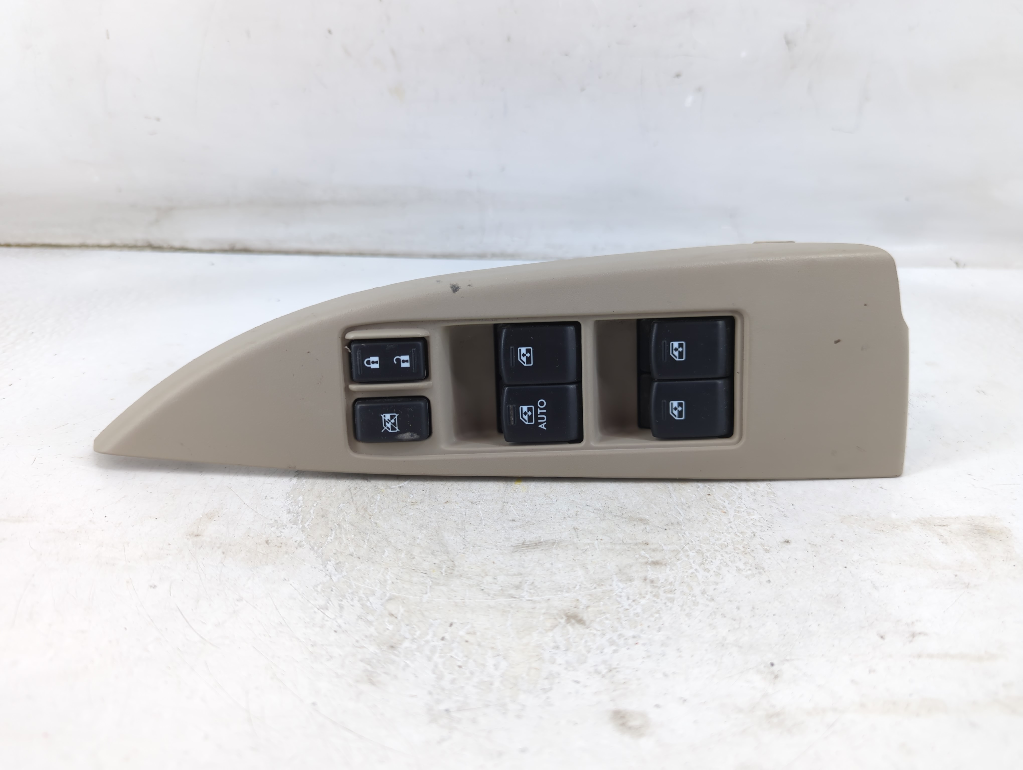 2013-2020 Ford Fusion Driver Left Door Master Power Window Switch 913728 - Oemusedautoparts1.com