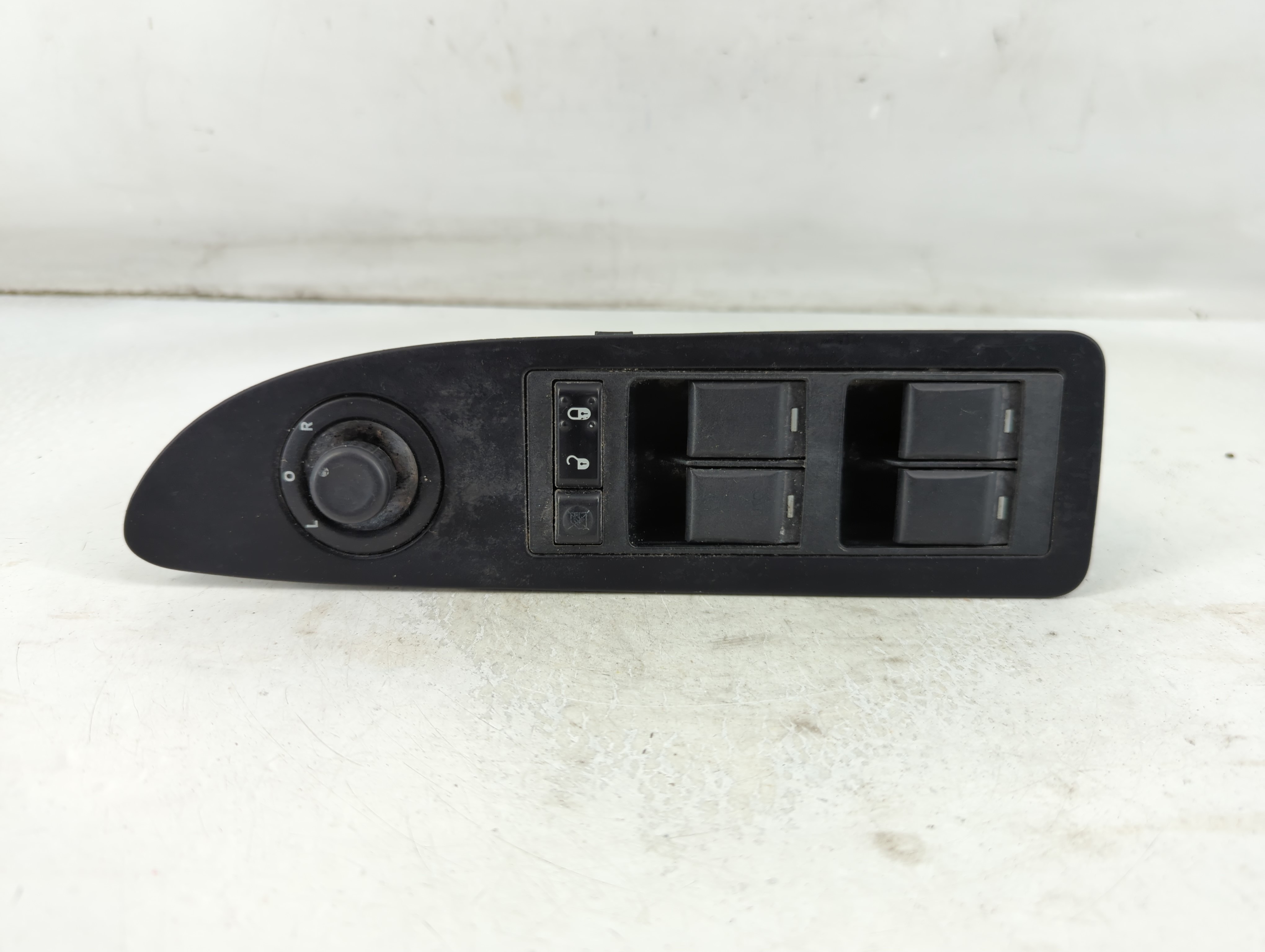 2011-2014 Chrysler 200 Driver Left Door Master Power Window Switch 913730 - Oemusedautoparts1.com