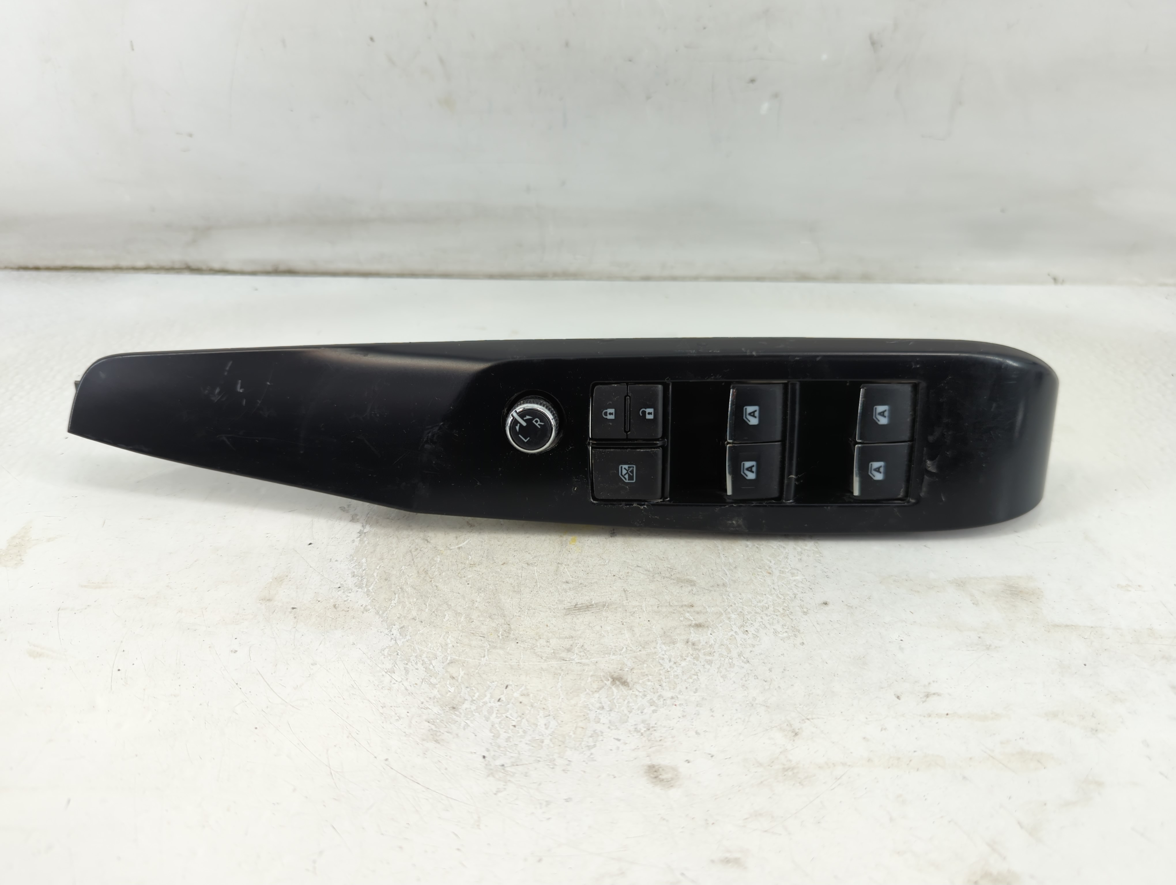 2018-2022 Toyota Camry Driver Left Door Master Power Window Switch 913736 - Oemusedautoparts1.com