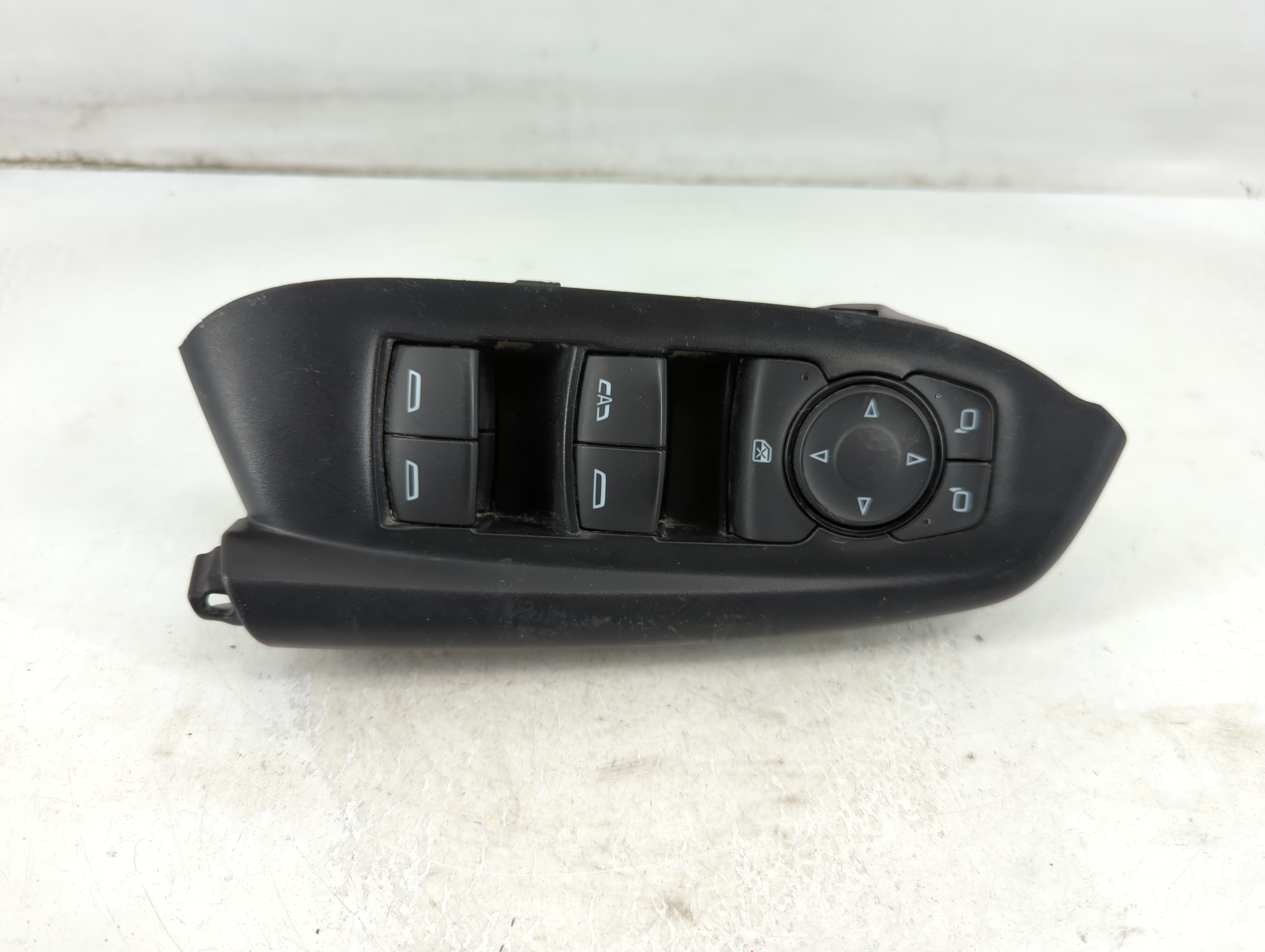 2021 Chevrolet Trailblazer Driver Left Door Master Power Window Switch 913797 - Oemusedautoparts1.com