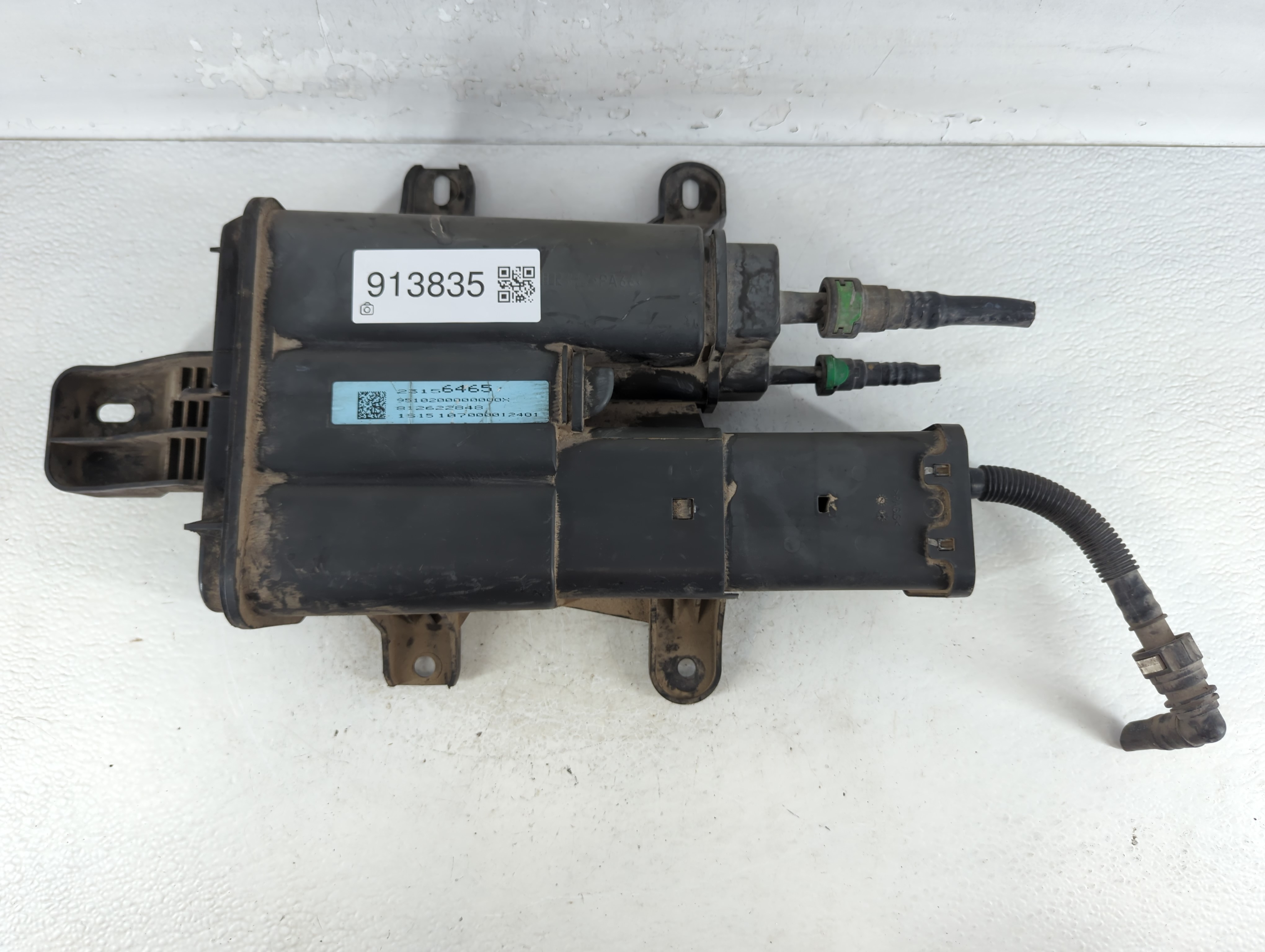 2014 Chevrolet Equinox Fuel Vapor Charcoal Canister 913835 - Oemusedautoparts1.com