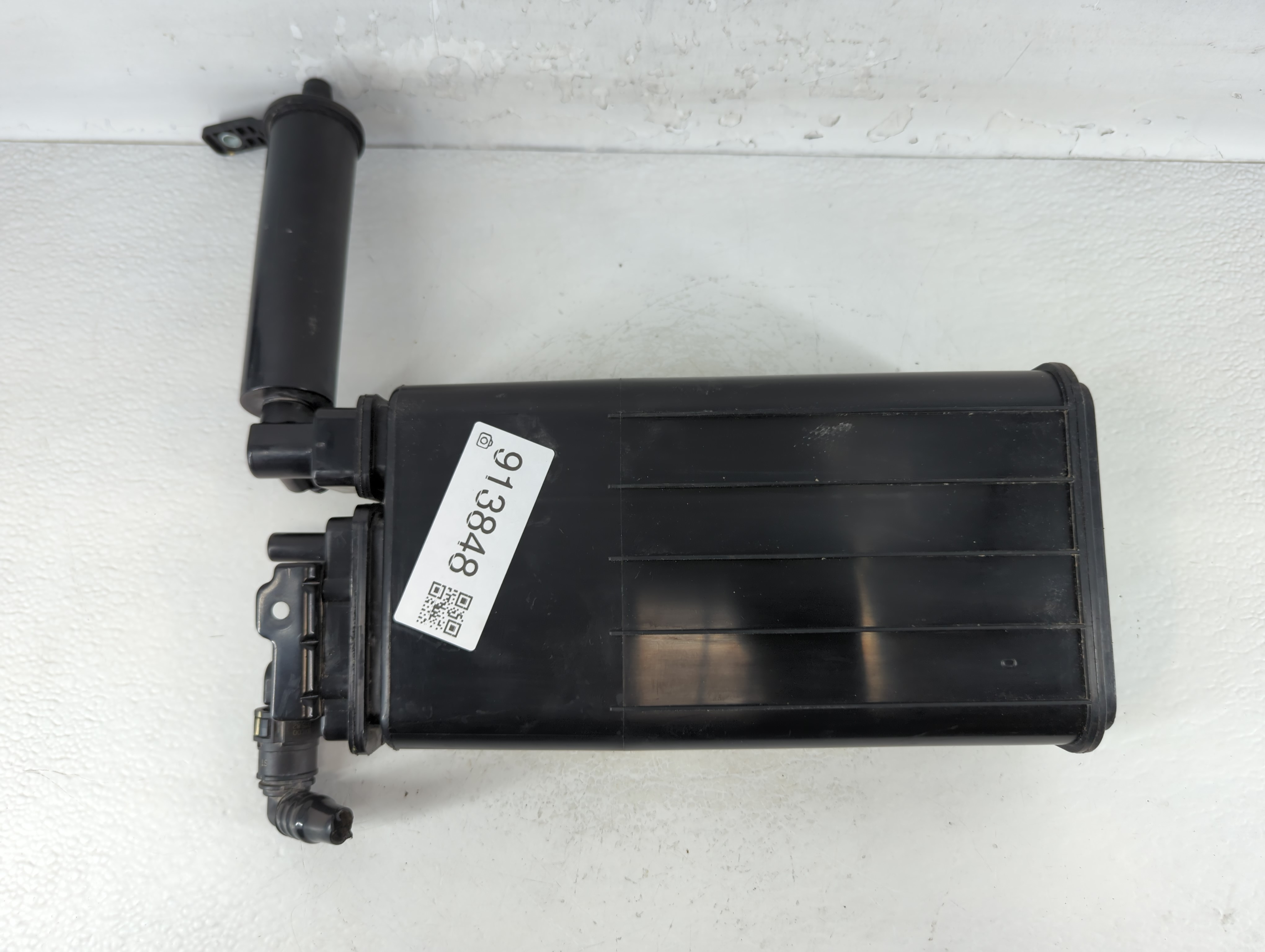 2017 Hyundai Tucson Fuel Vapor Charcoal Canister 913848 - Oemusedautoparts1.com