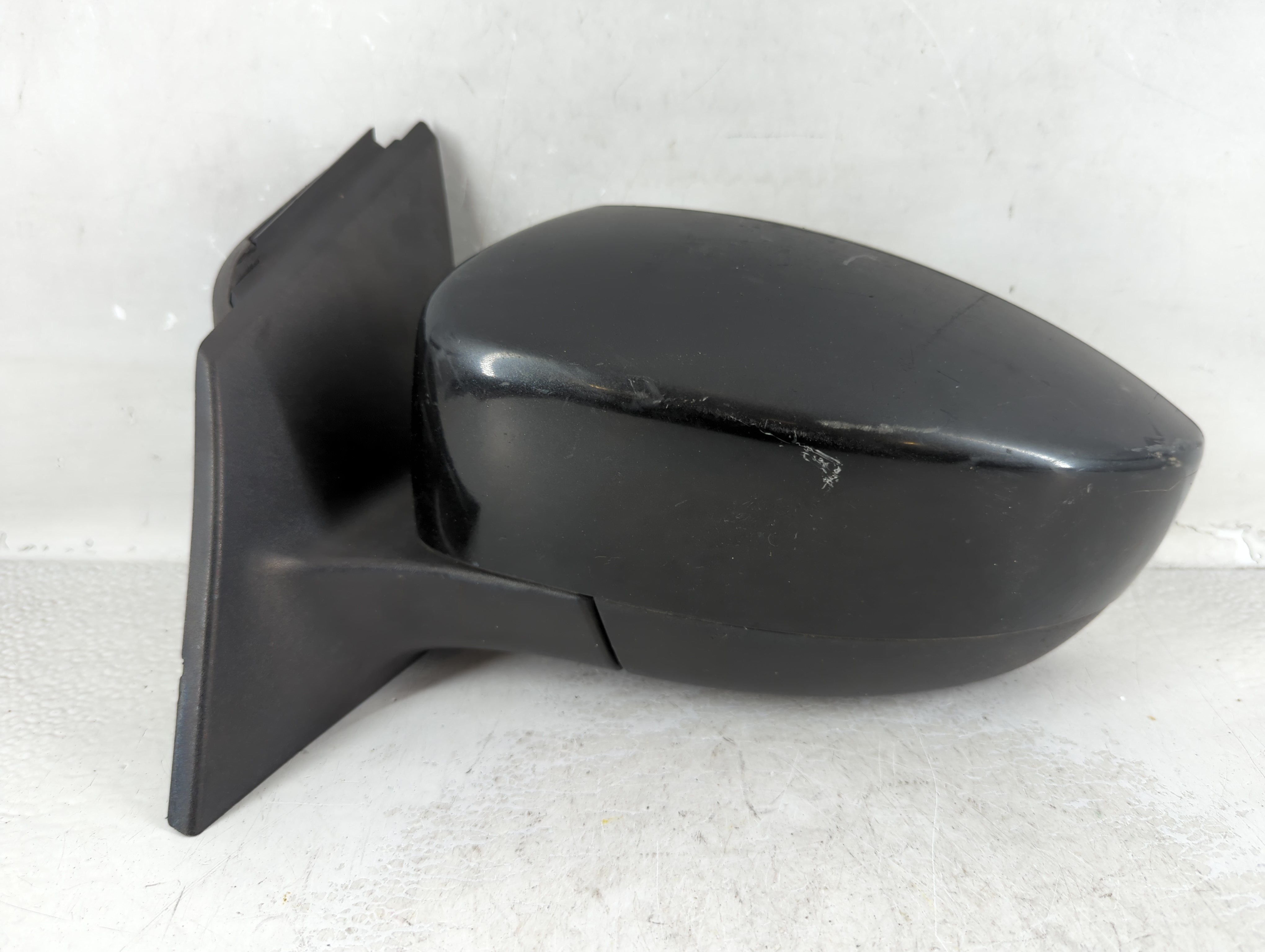 2012-2014 Ford Focus Driver Left Side View Manual Door Mirror Black 913935 - Oemusedautoparts1.com