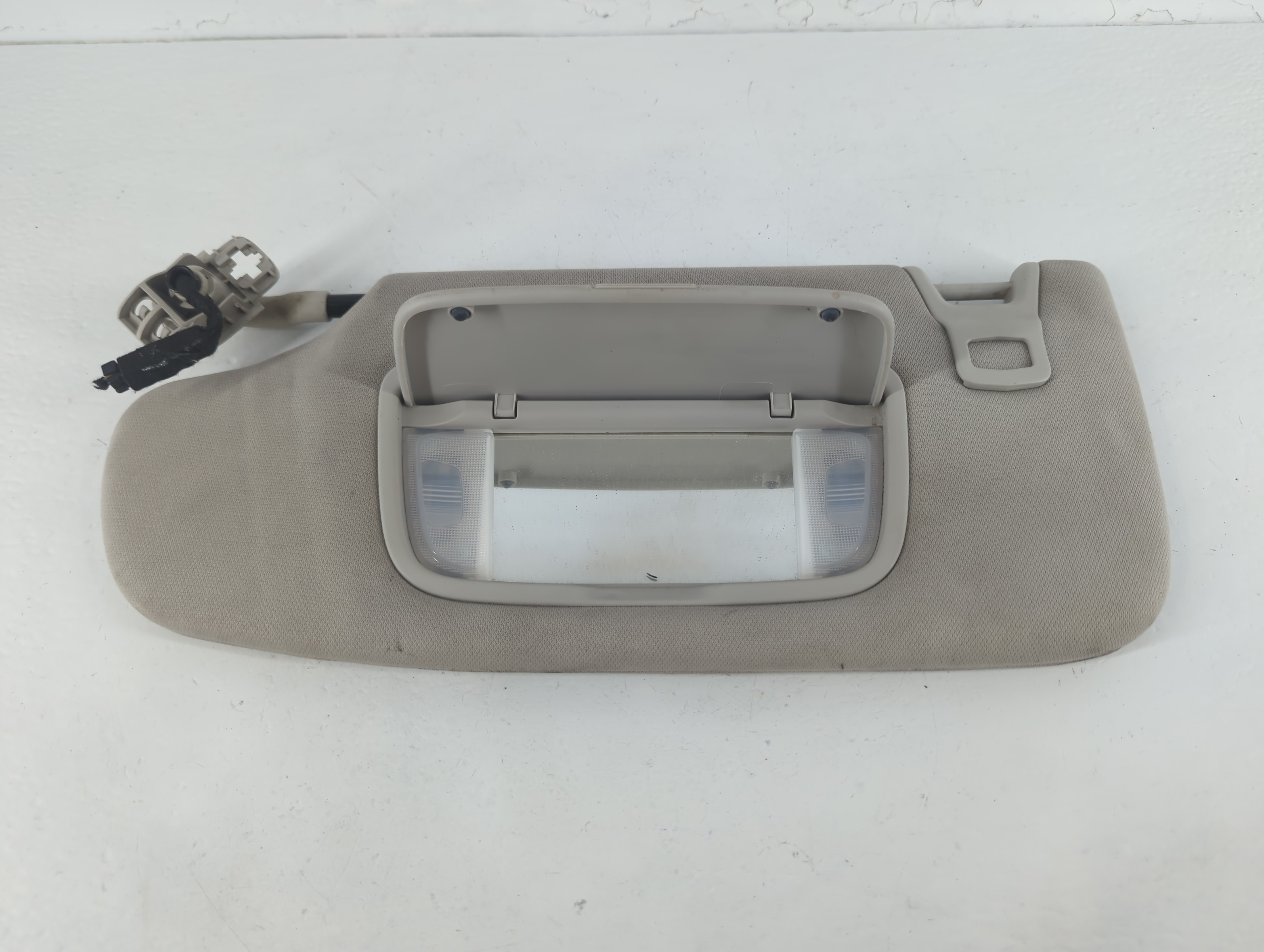 2013-2014 Ford Fusion Driver Sun Visor Mirror Left Sunvisor Grey 914015 - Oemusedautoparts1.com